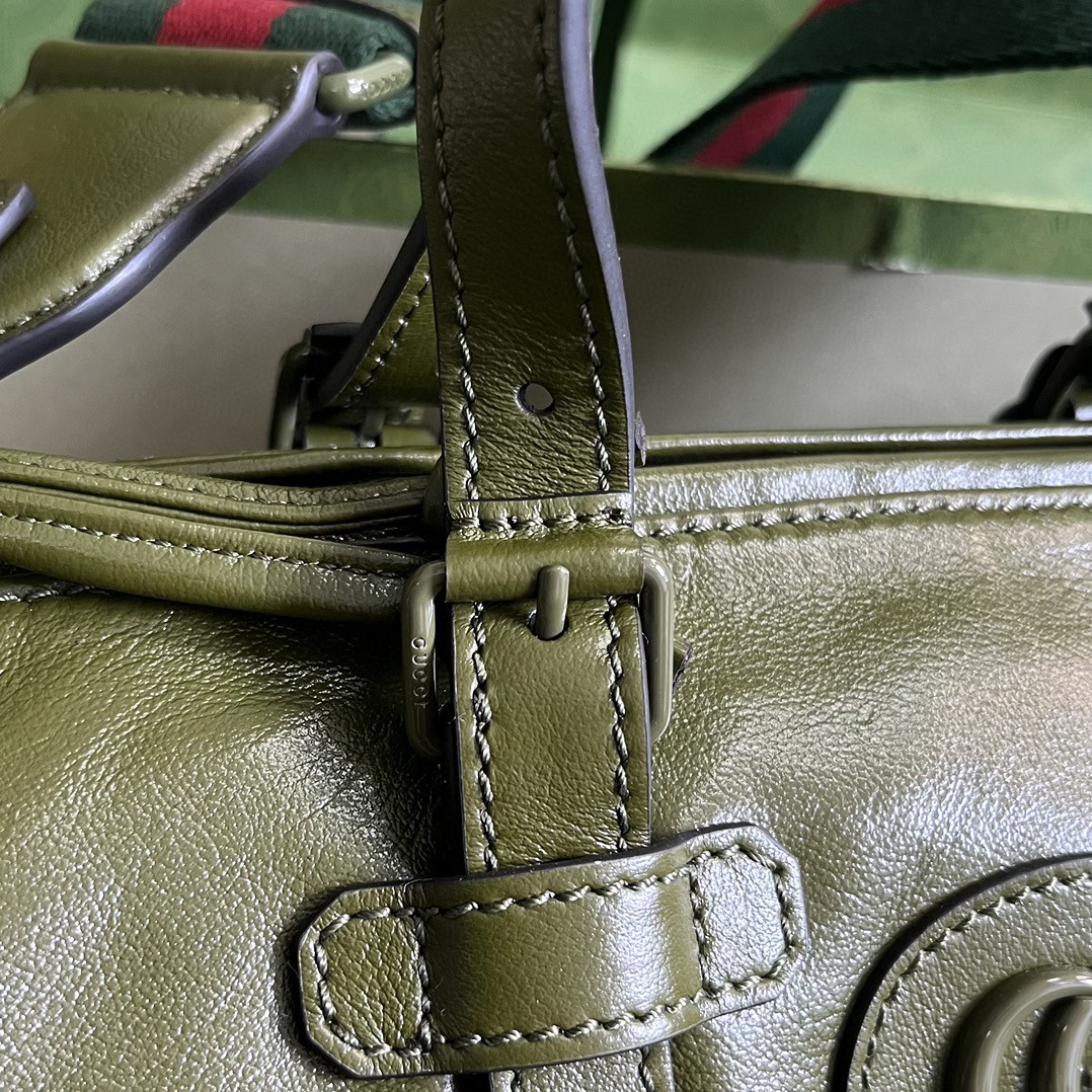G*u*i small duffle bag with tonal double g