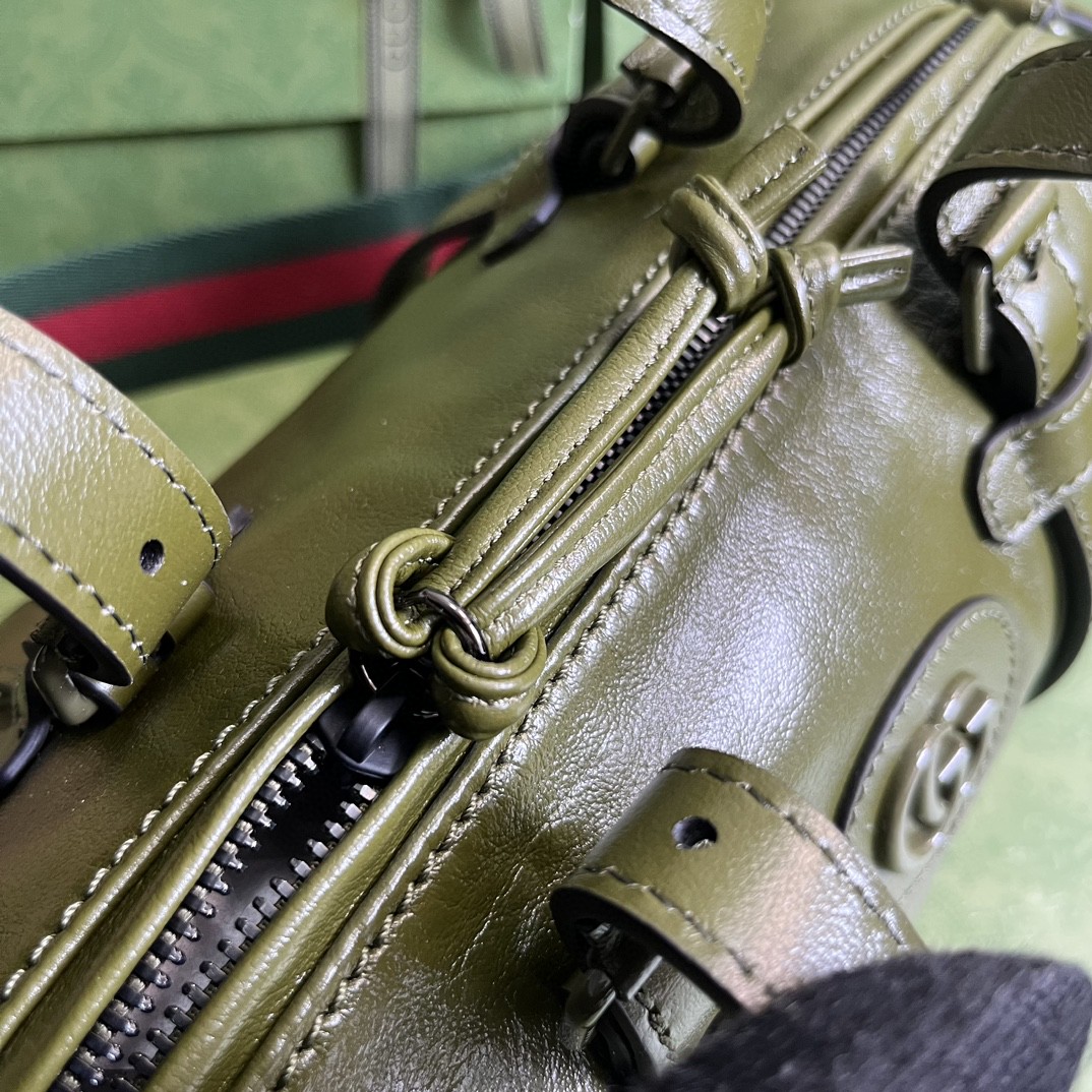 G*u*i small duffle bag with tonal double g