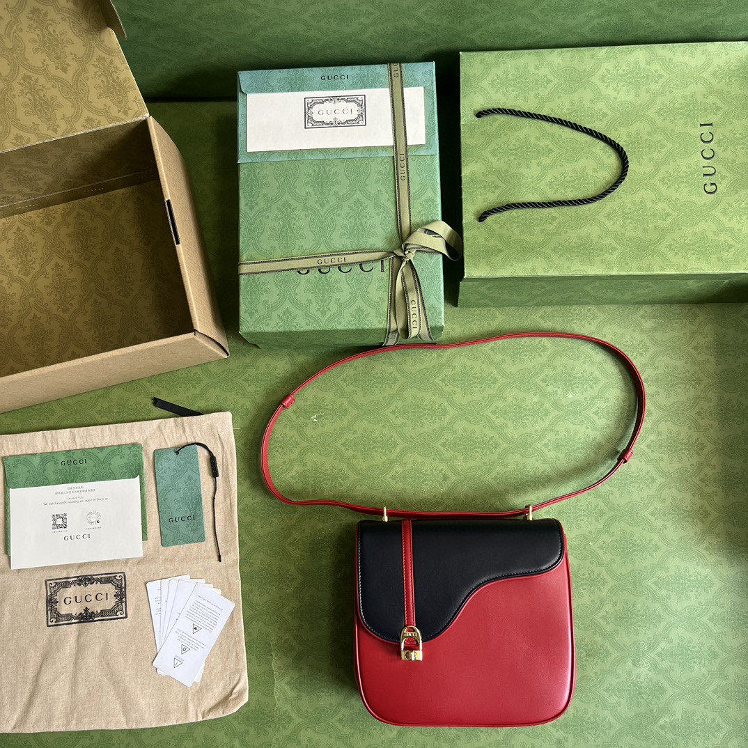 G*u*i equestrian inspired shoulder bag