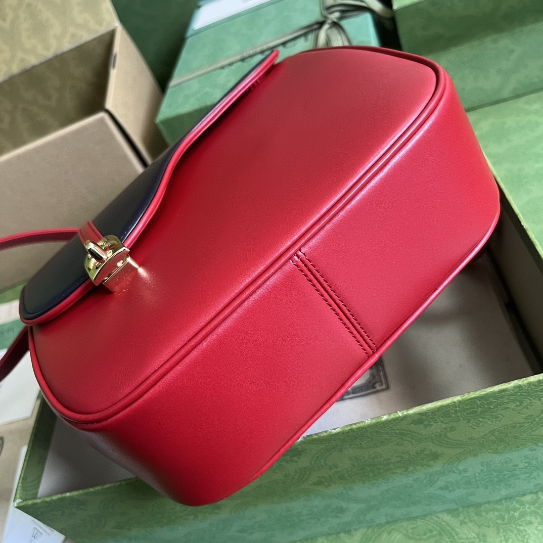 G*u*i equestrian inspired shoulder bag