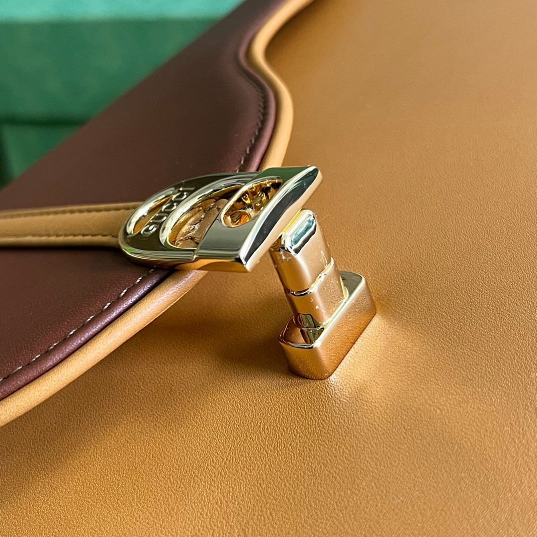 G*u*i equestrian inspired shoulder bag