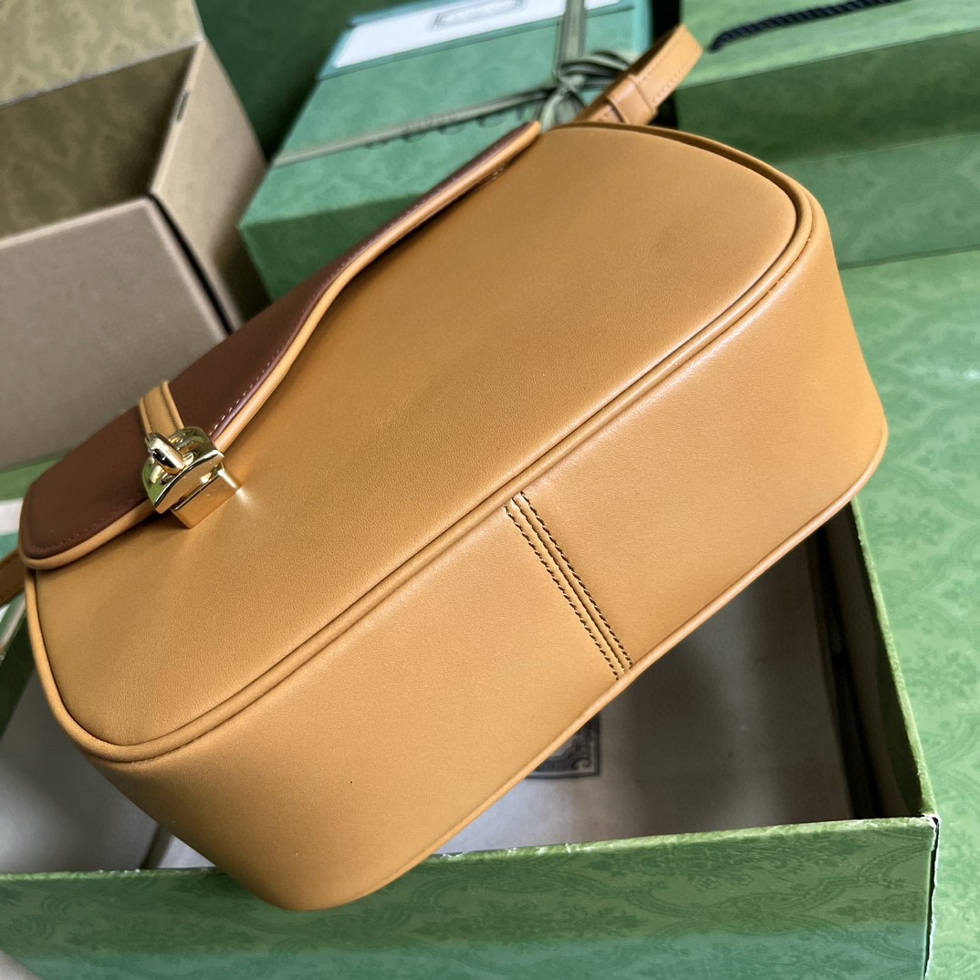 G*u*i equestrian inspired shoulder bag