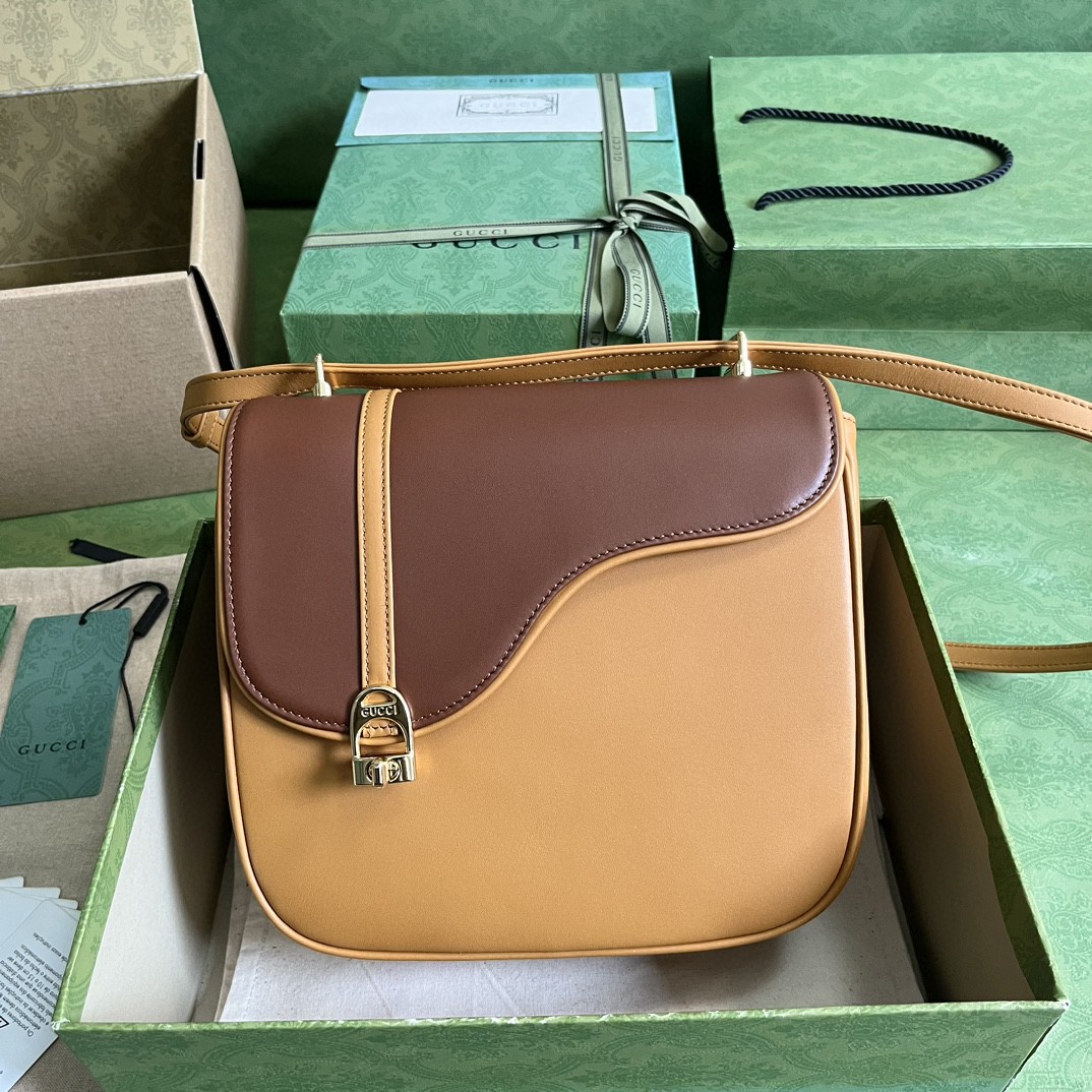G*u*i equestrian inspired shoulder bag