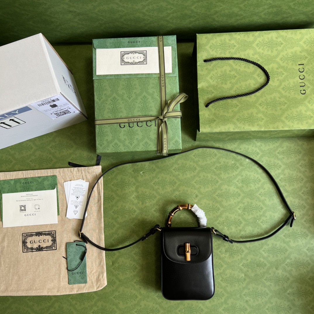 G*u*i bamboo mini handbag