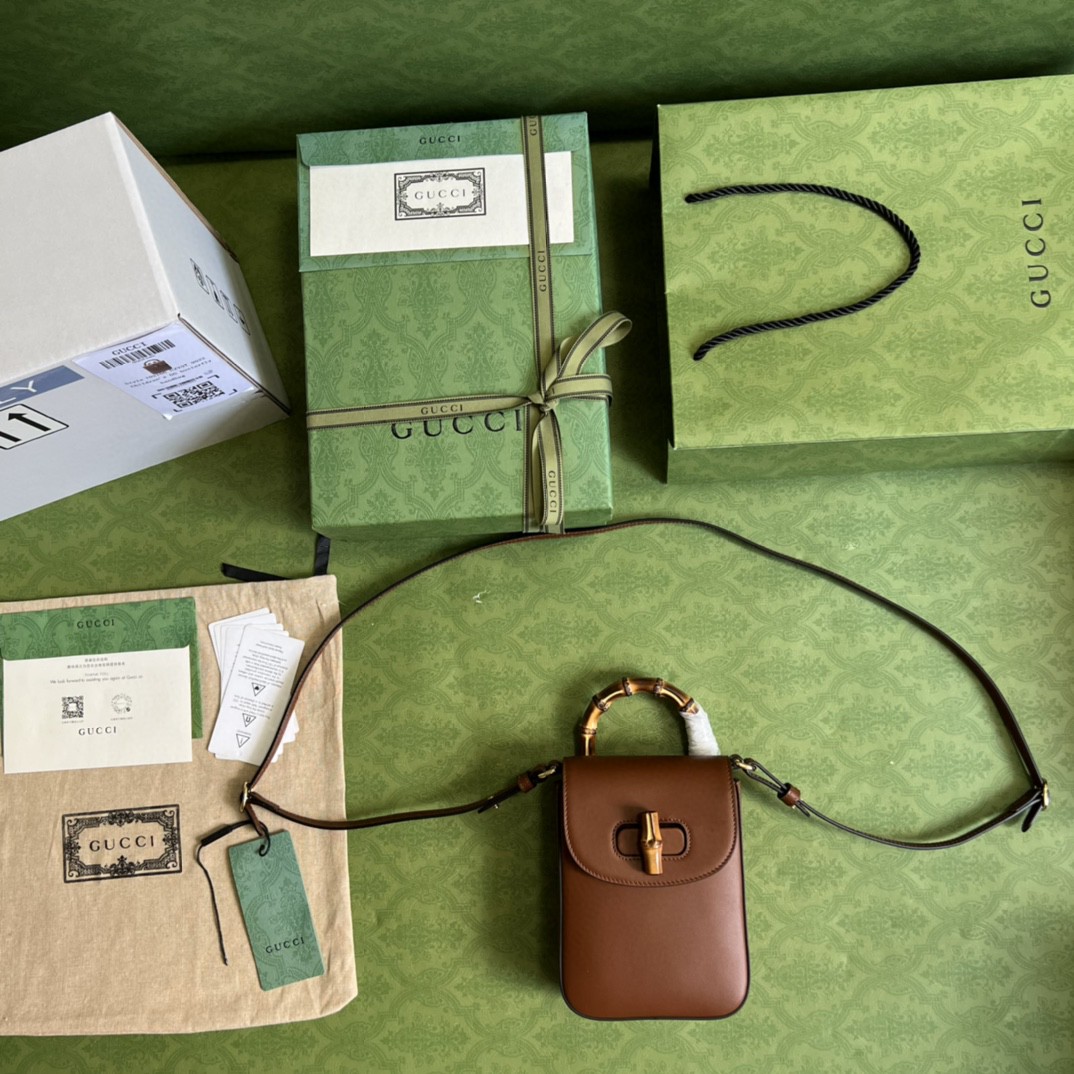 G*u*i bamboo mini handbag