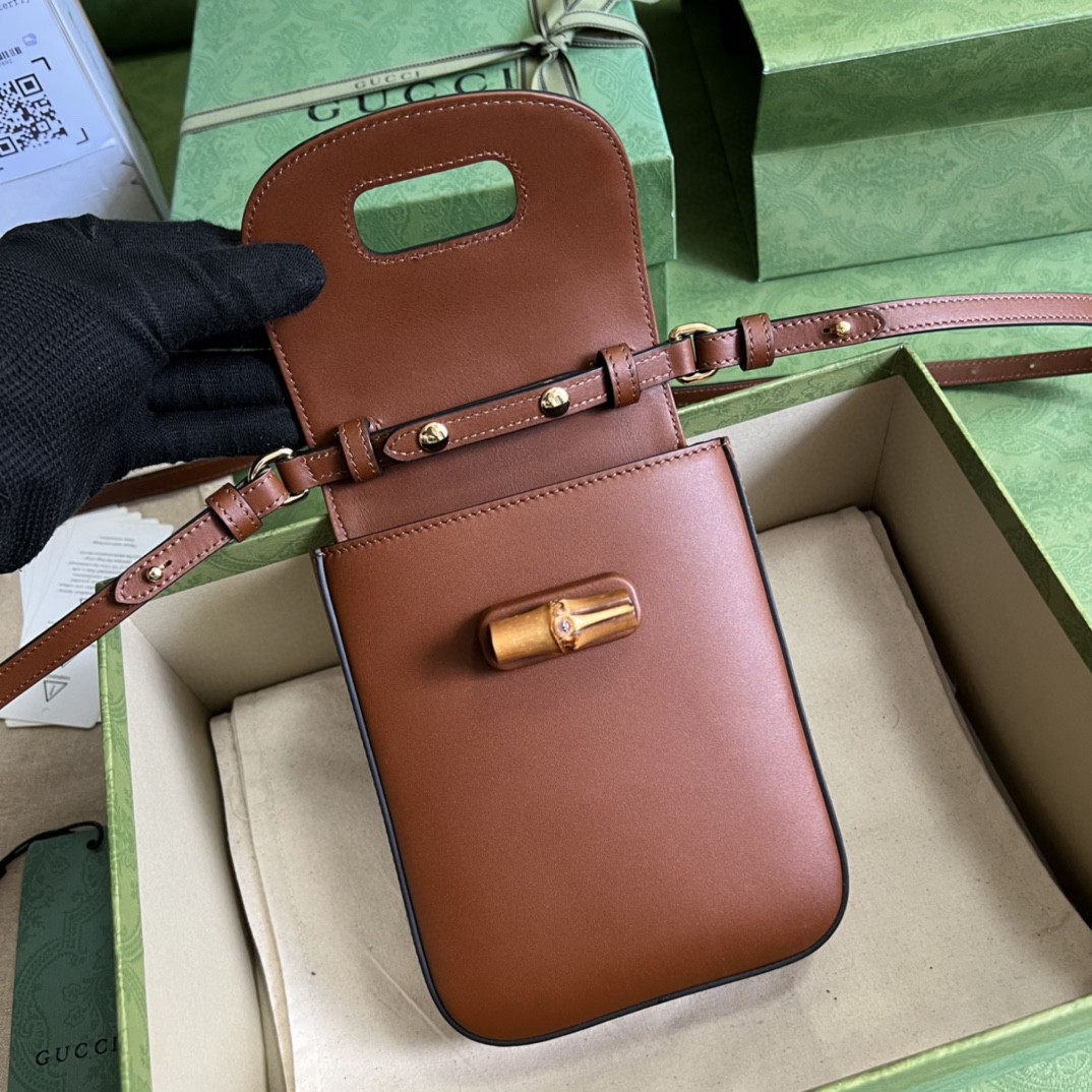 G*u*i bamboo mini handbag