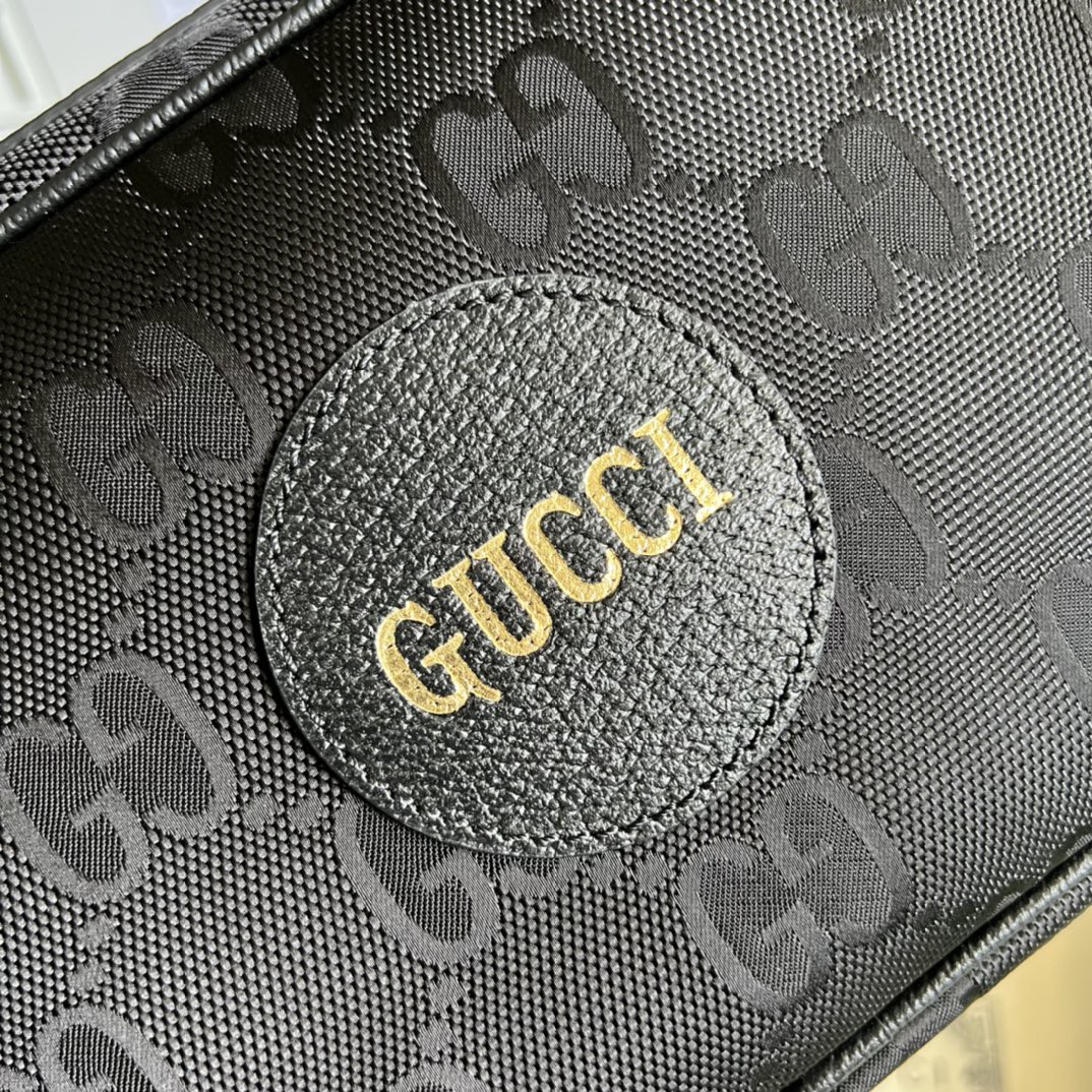 G*u*i off the grid packing cube