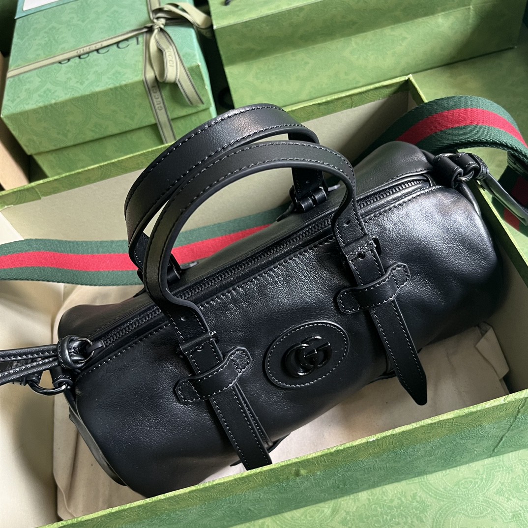 G*u*i small duffle bag with tonal double g