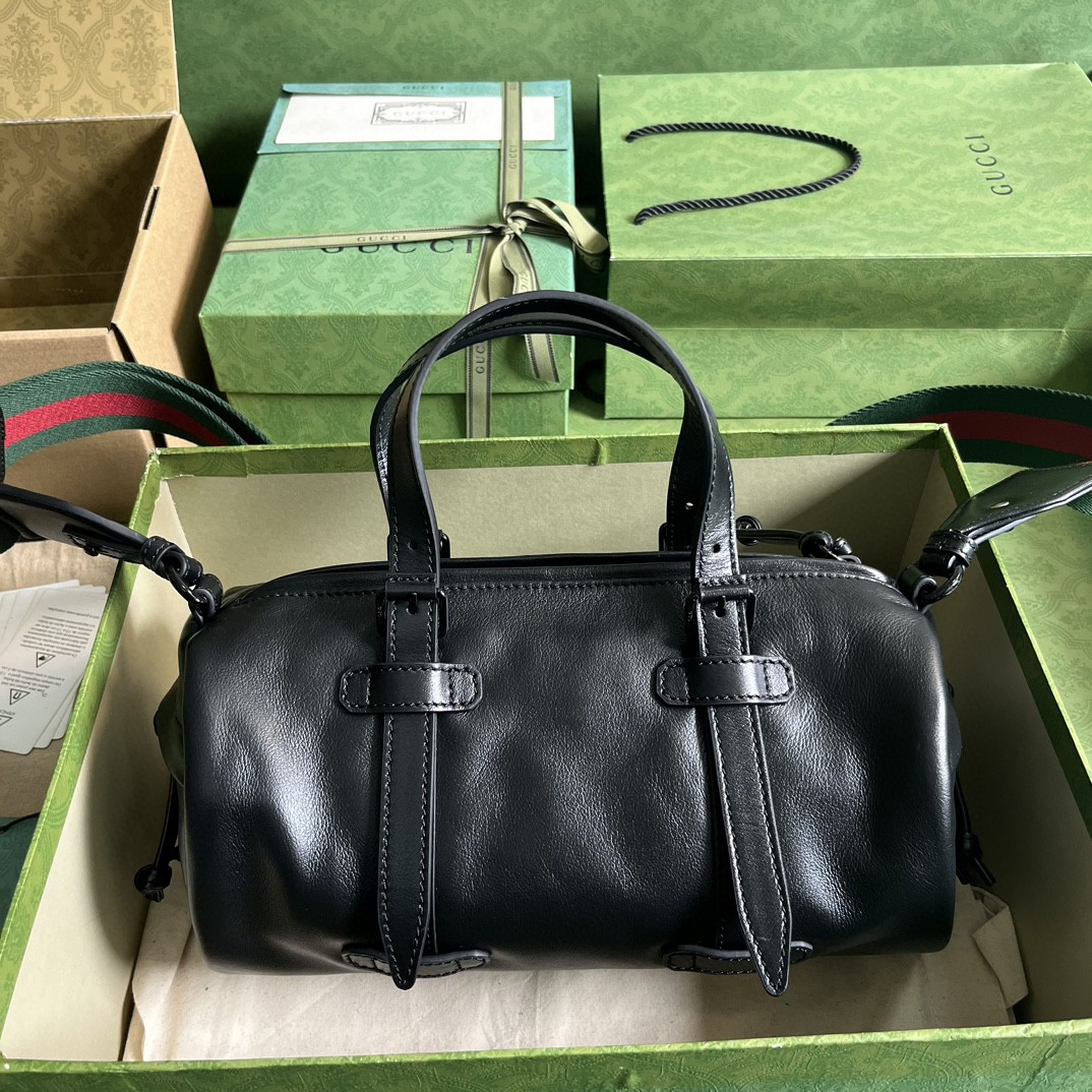 G*u*i small duffle bag with tonal double g