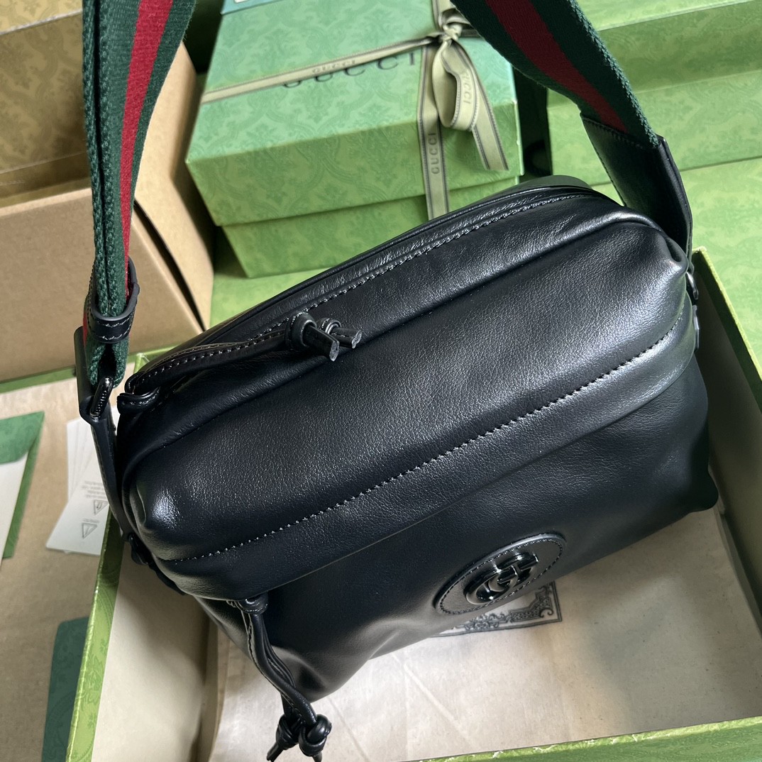 G*u*i shoulder bag with tonal double g
