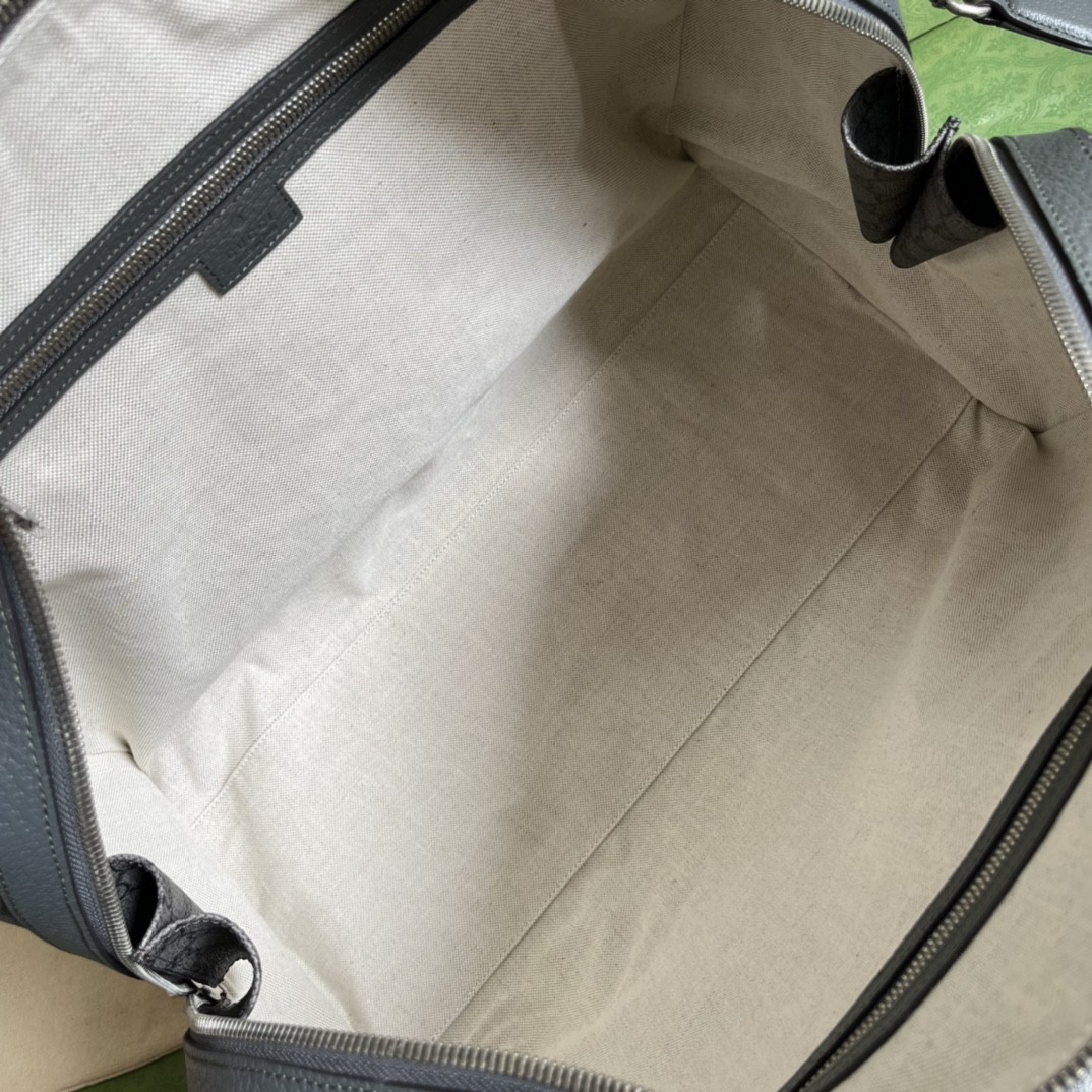 G*u*i savoy small duffle bag