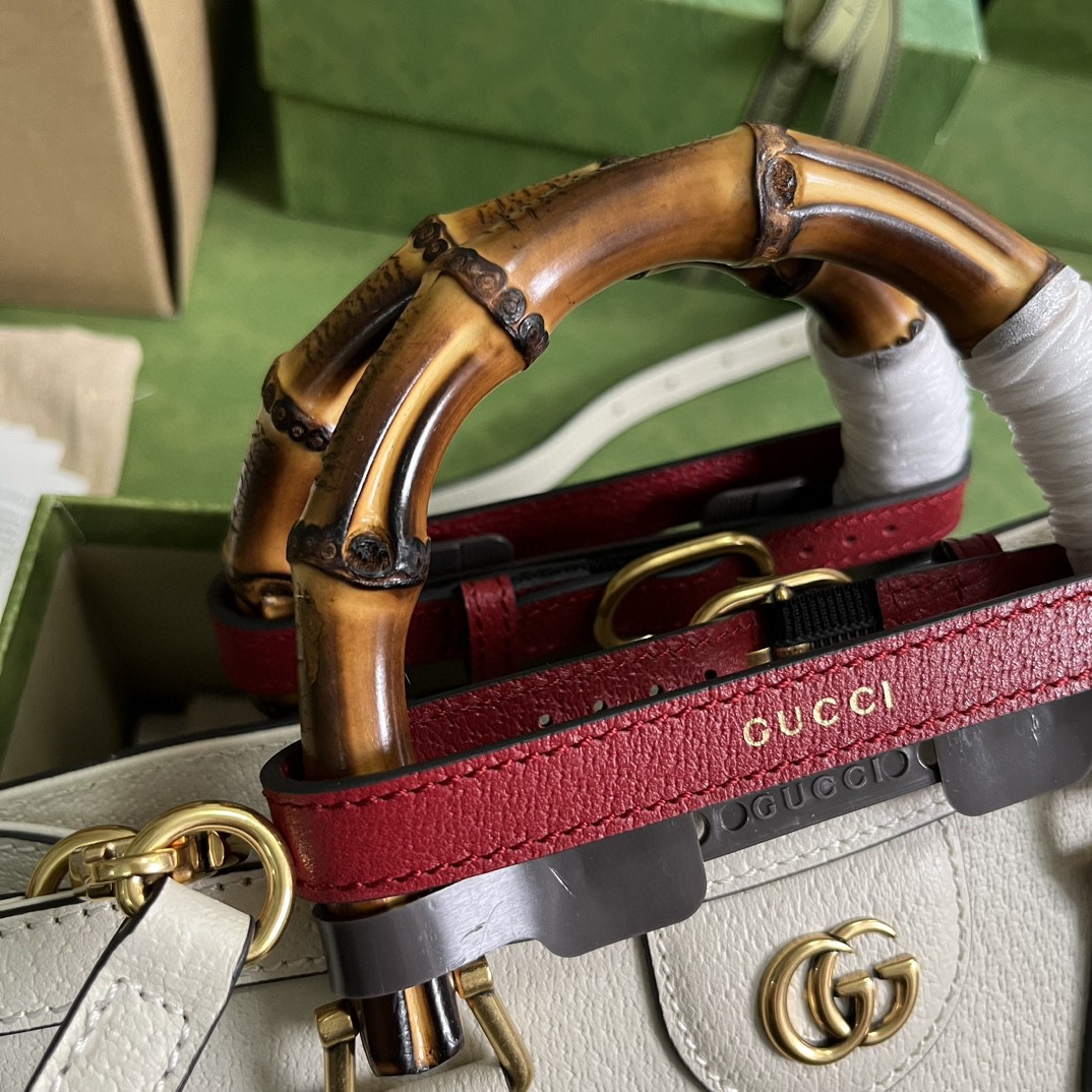 G*u*i diana small shoulder bag