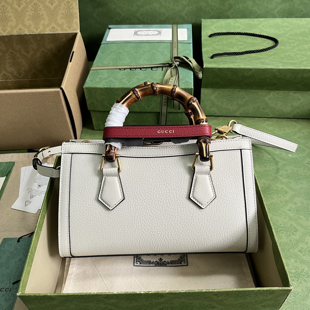 G*u*i diana small shoulder bag