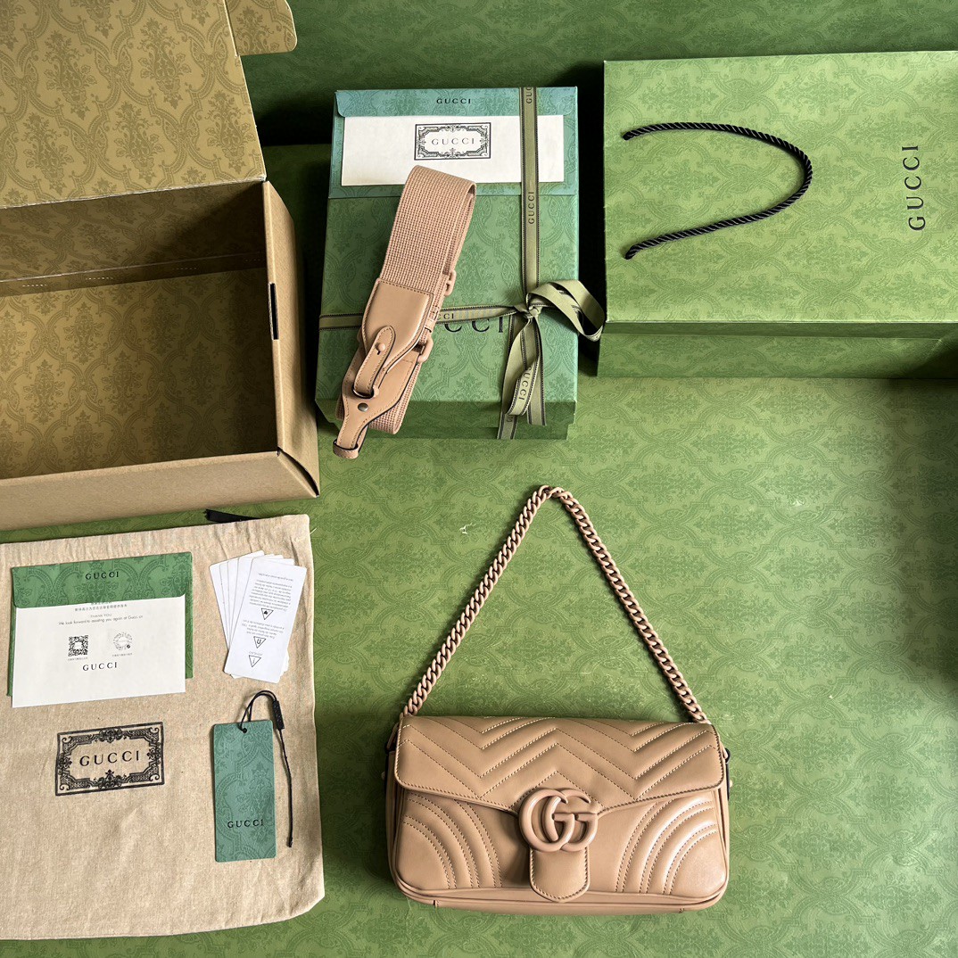 G*u*i gg marmont shoulder bag