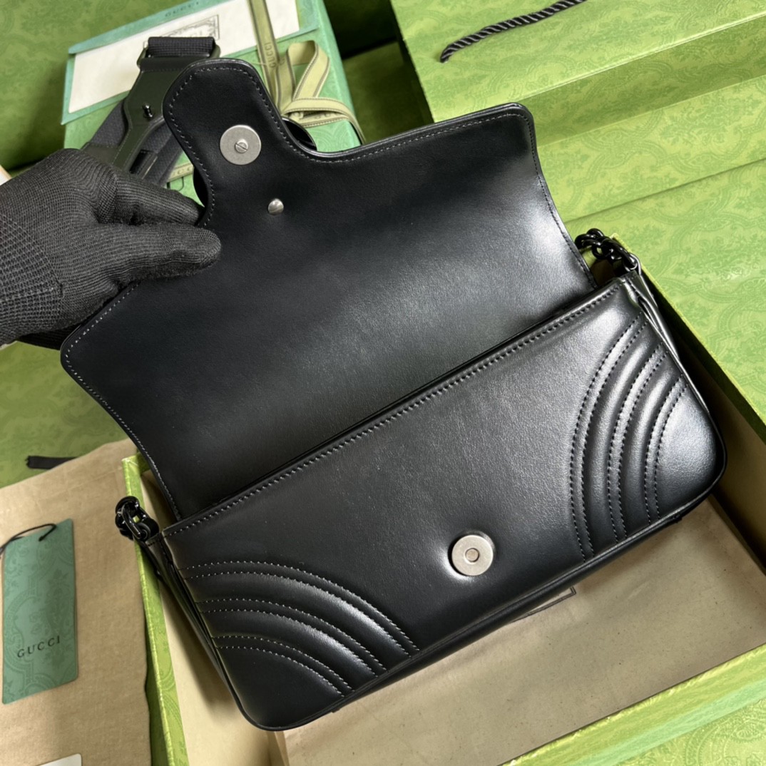 G*u*i gg marmont shoulder bag