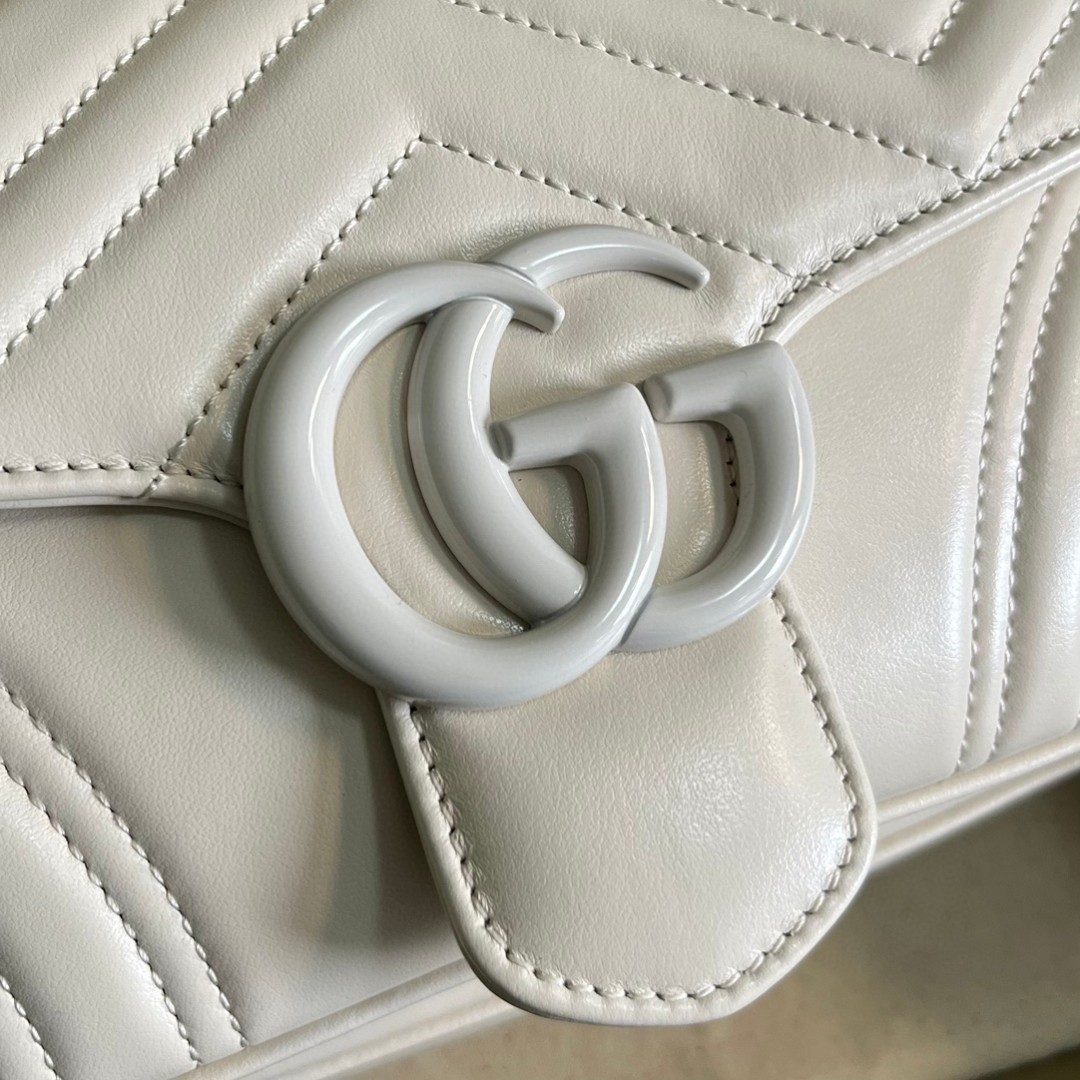 G*u*i gg marmont shoulder bag