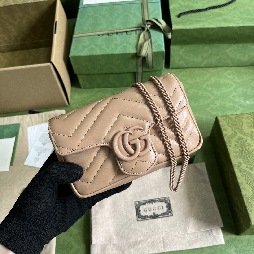 g*u*i gg marmont S*per mini bag
