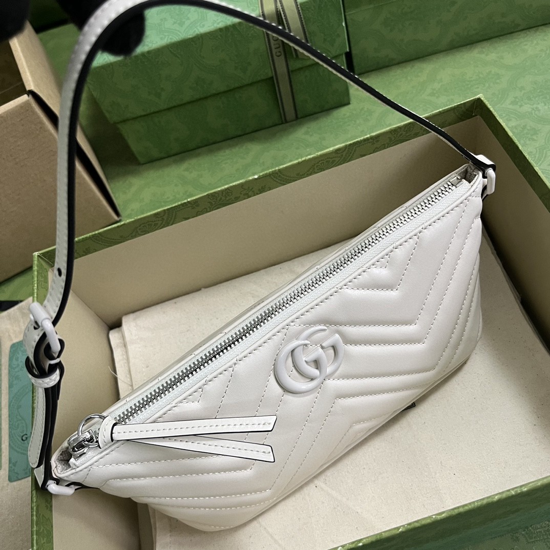 G*u*i gg marmont shoulder bag