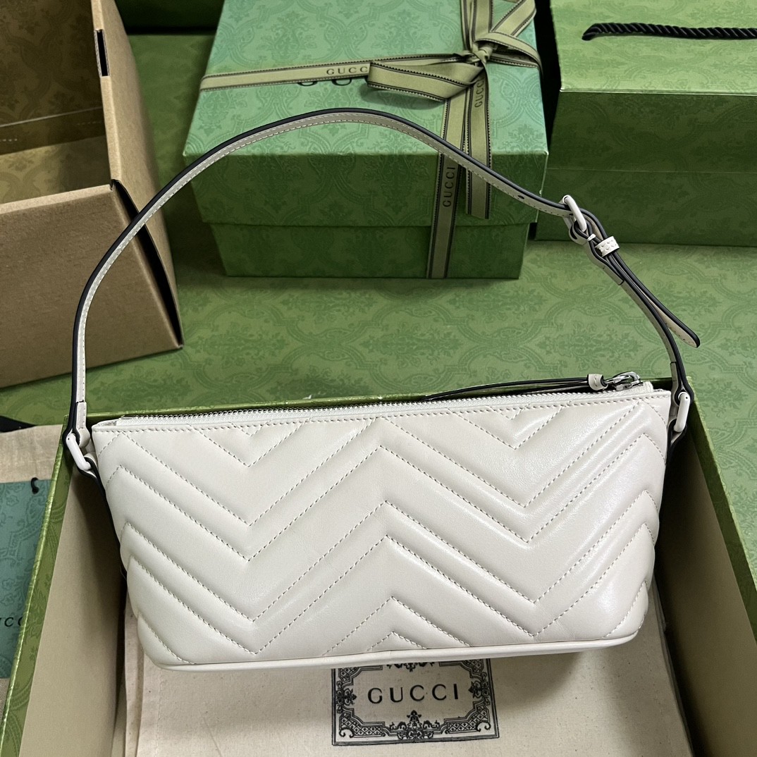 G*u*i gg marmont shoulder bag