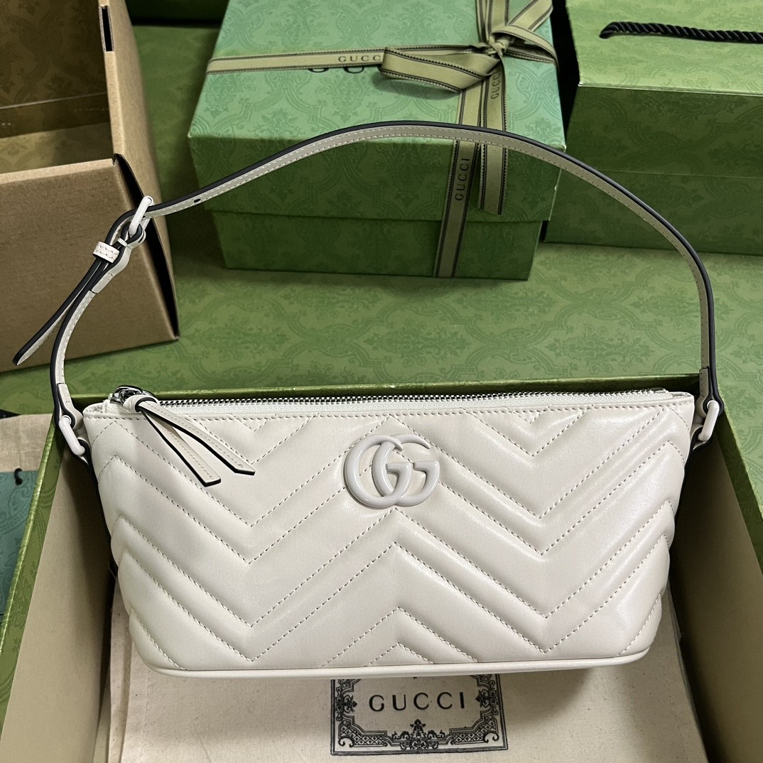 G*u*i gg marmont shoulder bag