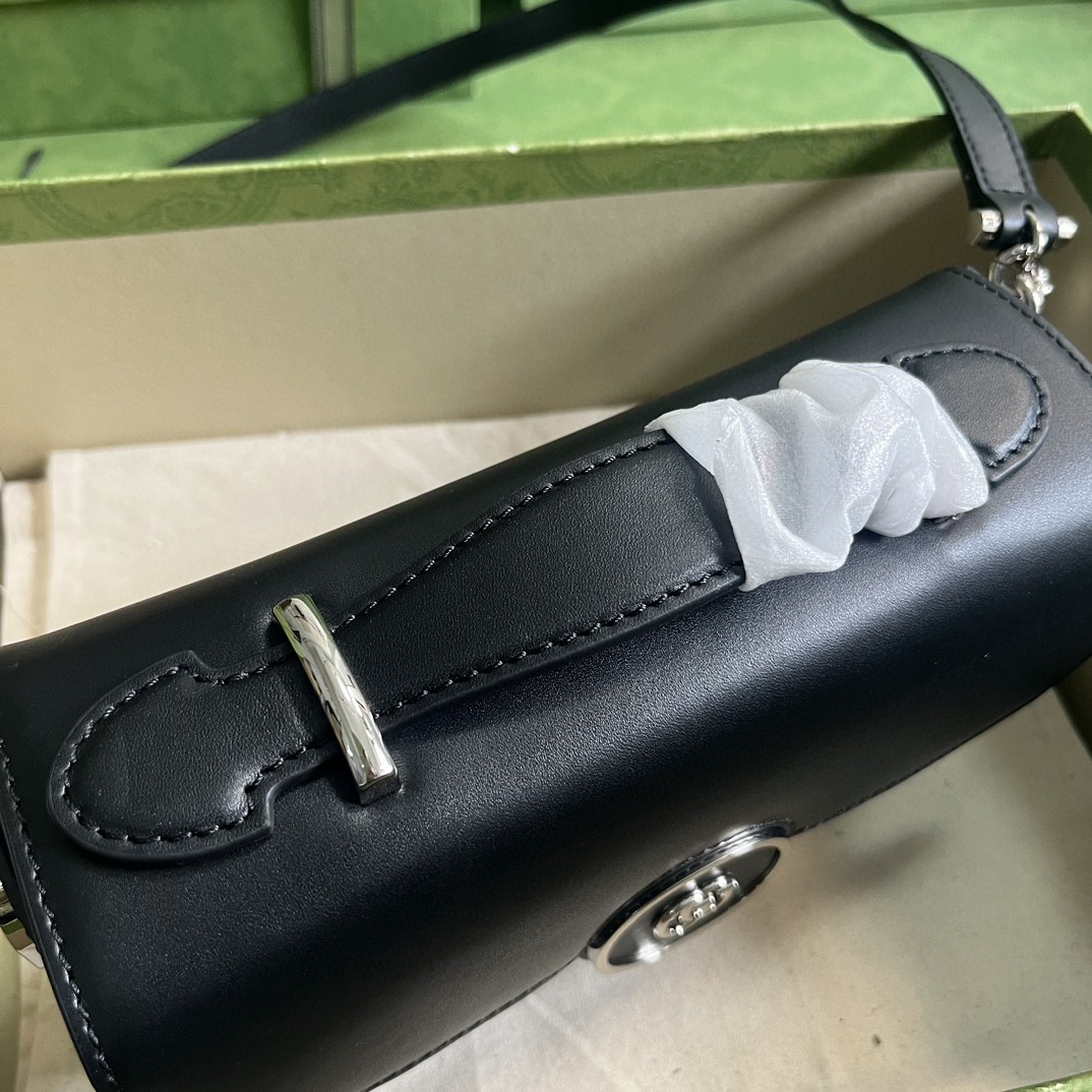 G*u*i petite gg mini shoulder bag