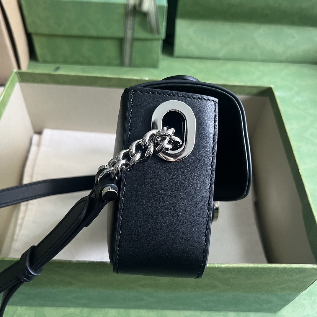 G*u*i petite gg mini shoulder bag