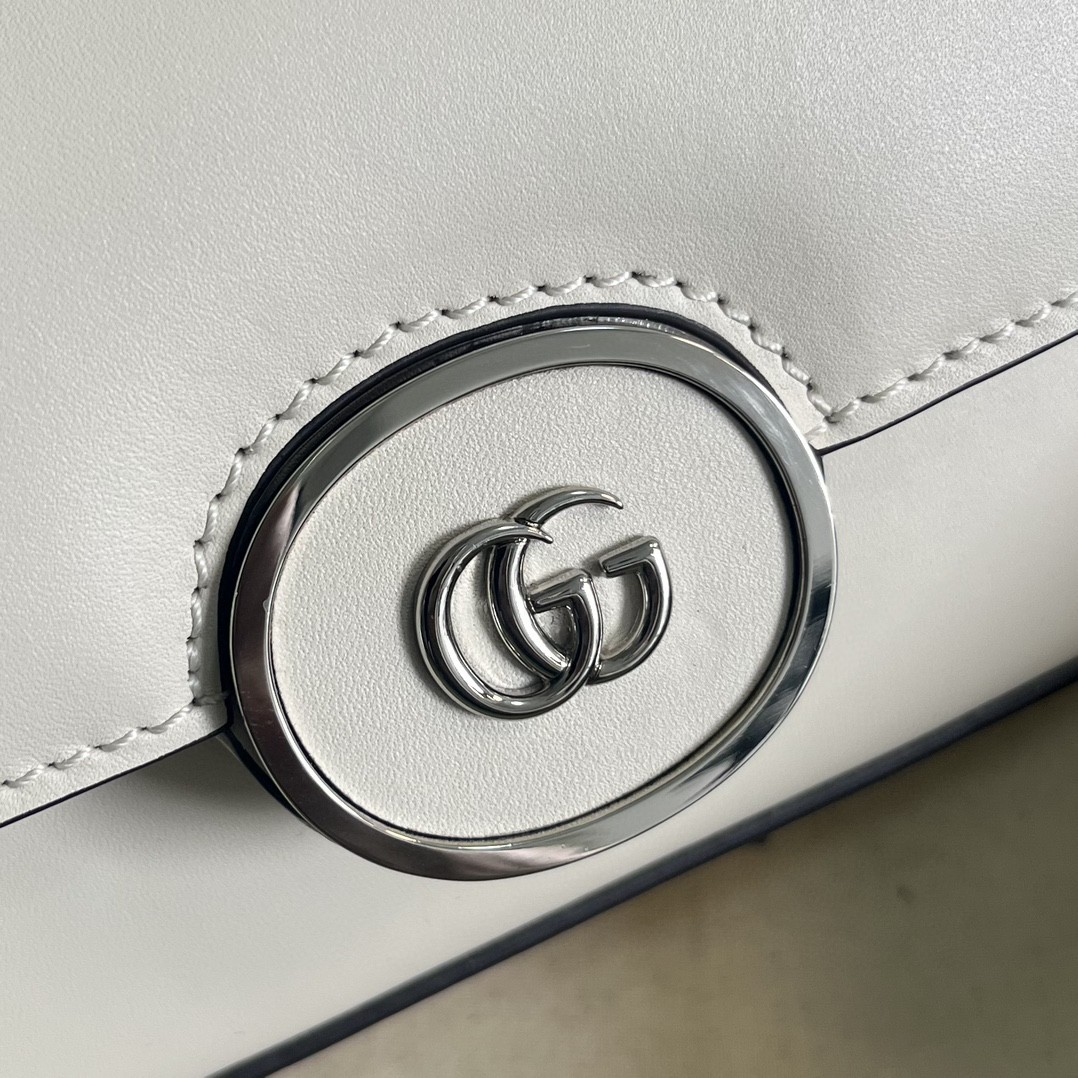 G*u*i petite gg mini shoulder bag