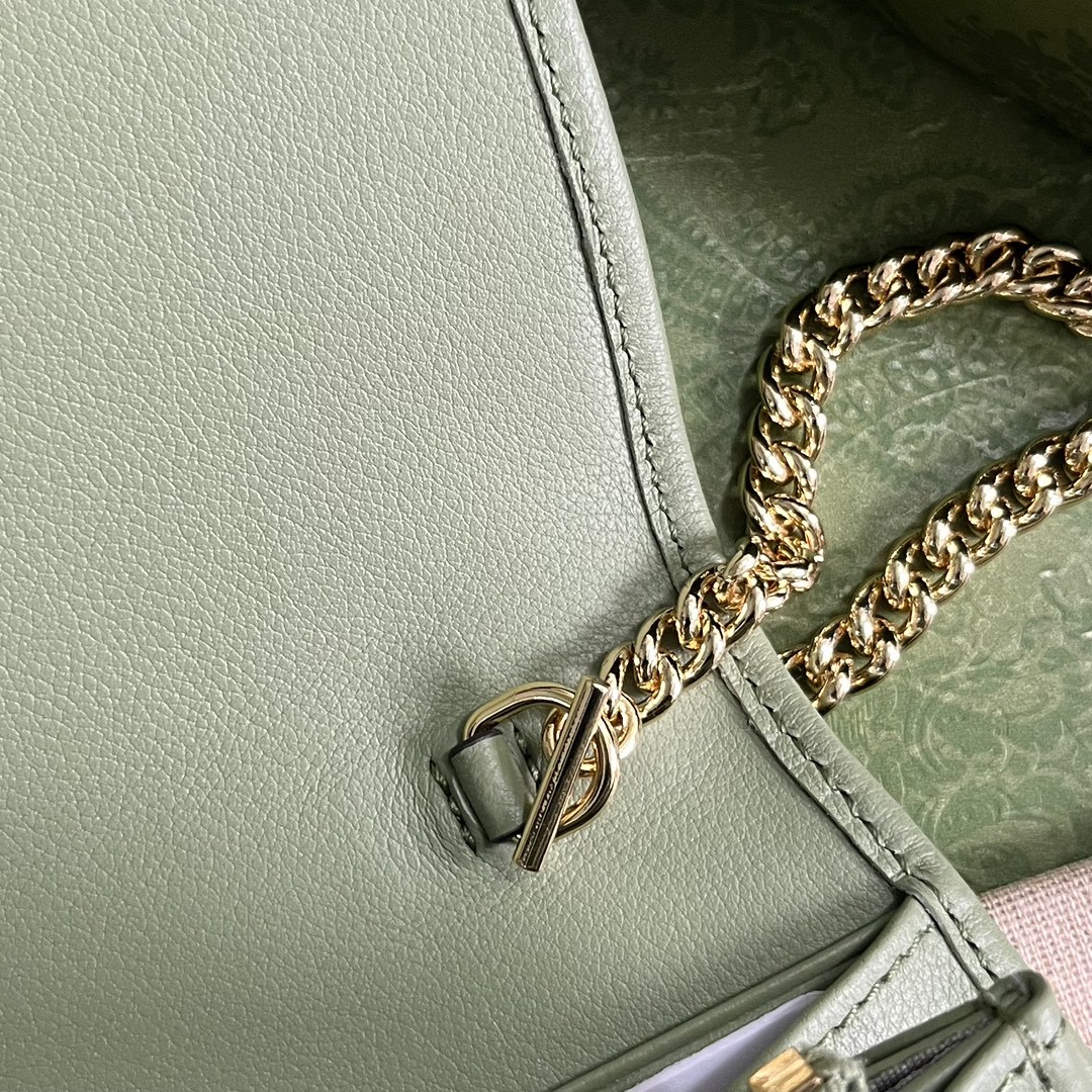 G*u*i blondie wallet