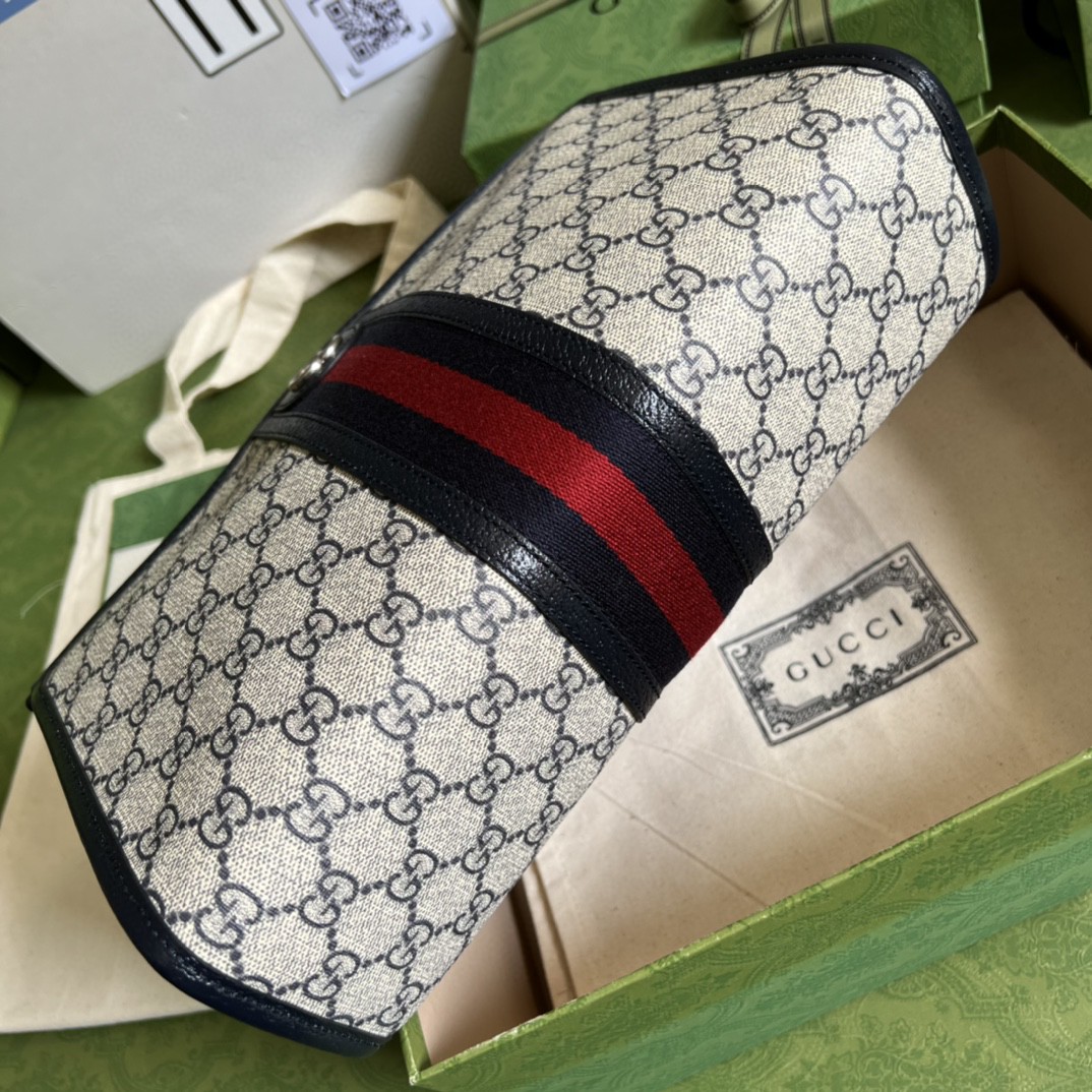 G*u*i ophidia gg toiletry case