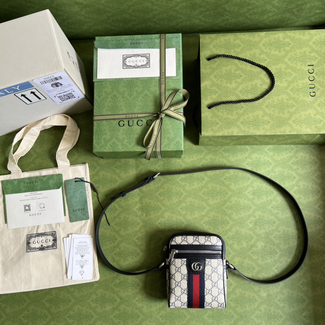G*u*i ophidia gg shoulder bag