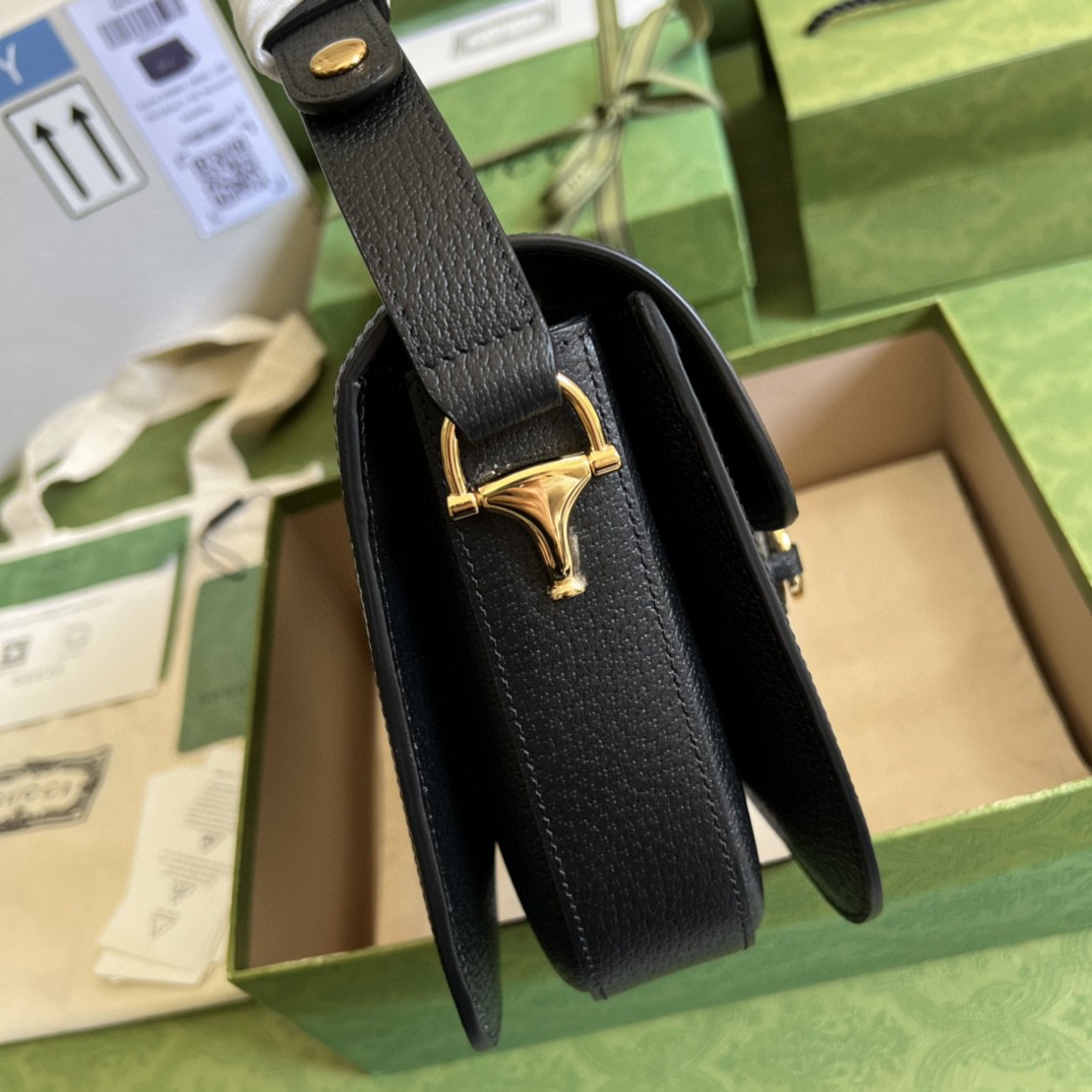 G*u*i horsebit  bag