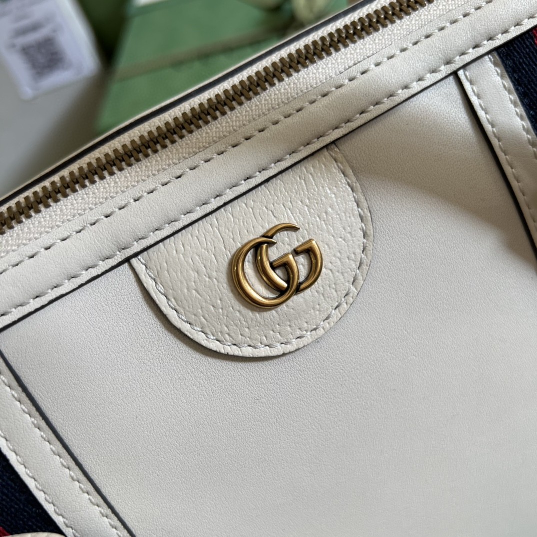 G*u*i faarb duffle gg bag