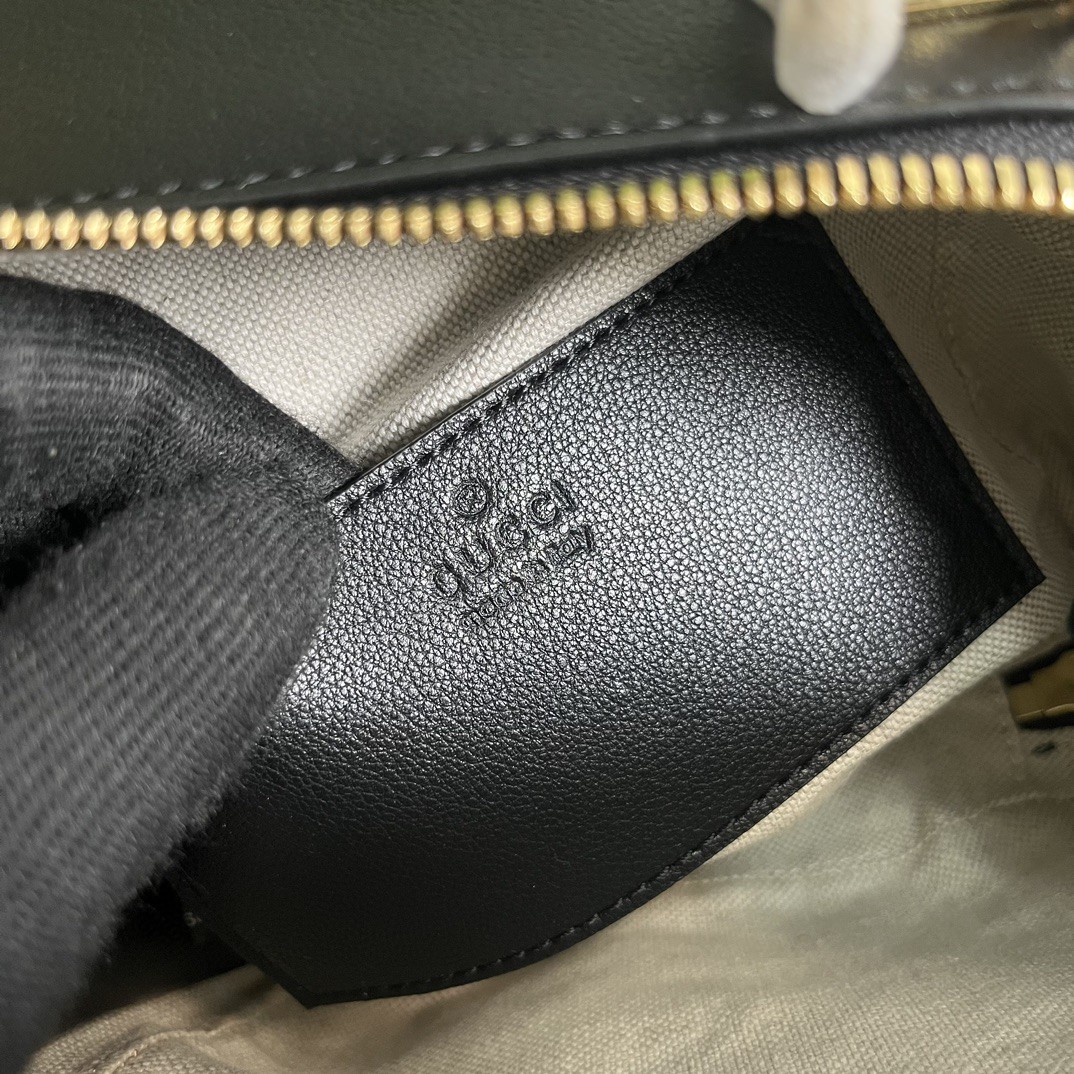 G*u*i blondie top handle bag