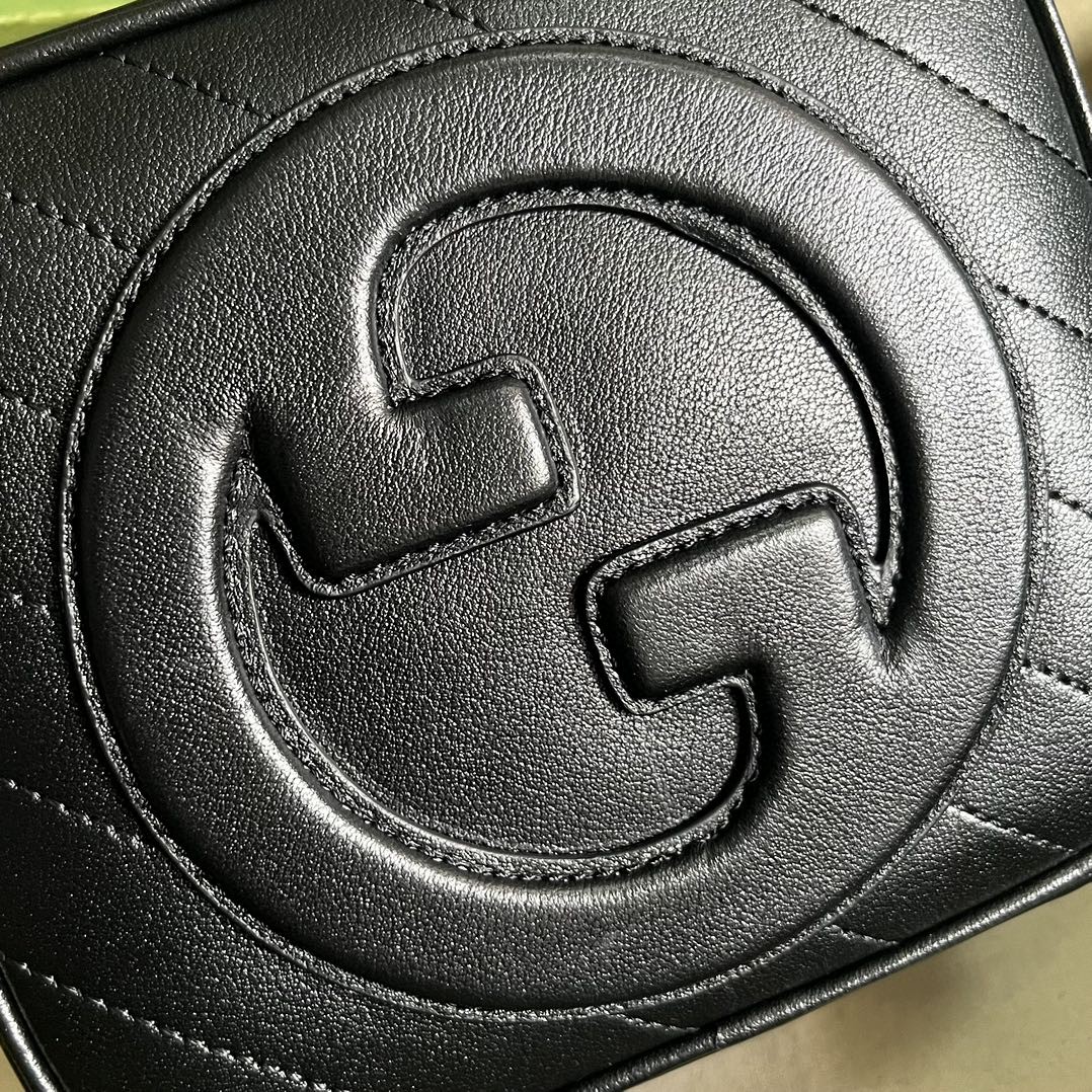 G*u*i blondie top handle bag