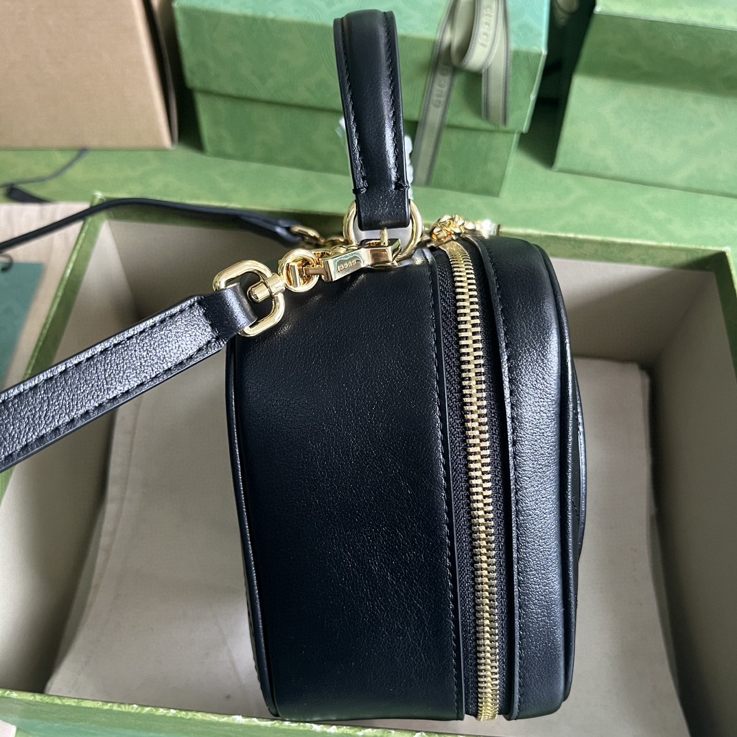 G*u*i blondie top handle bag