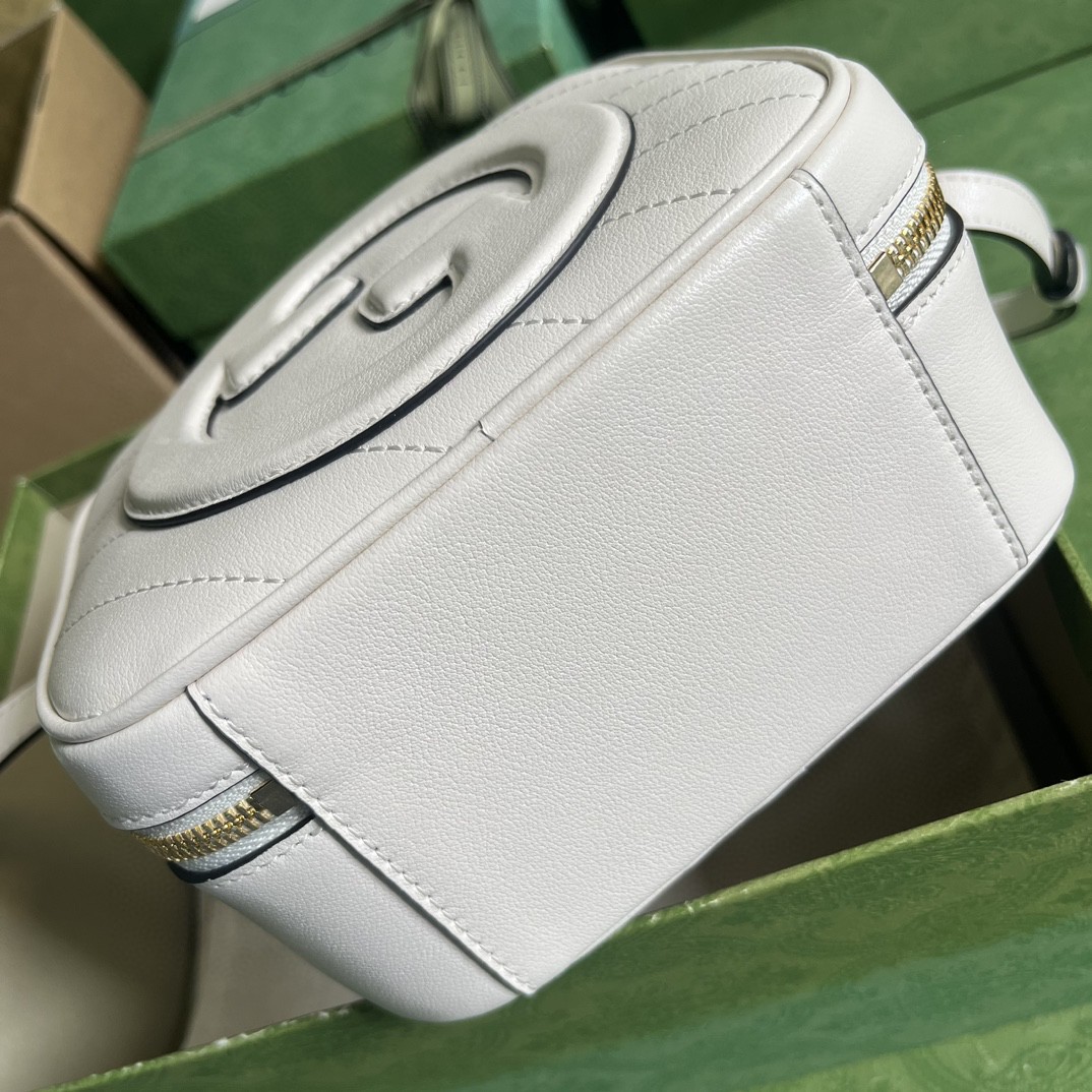 G*u*i blondie top handle bag