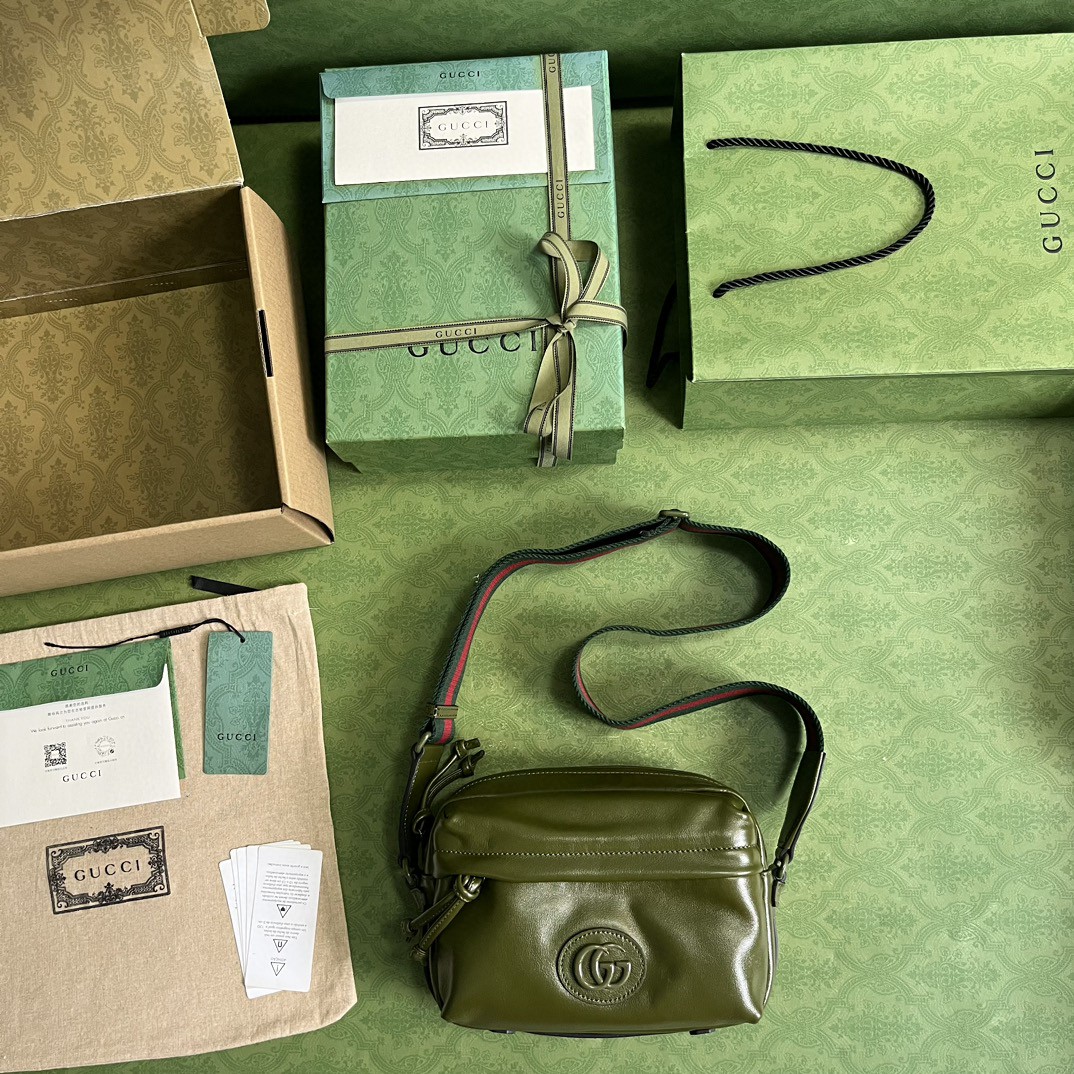 G*u*i shoulder bag with tonal double g