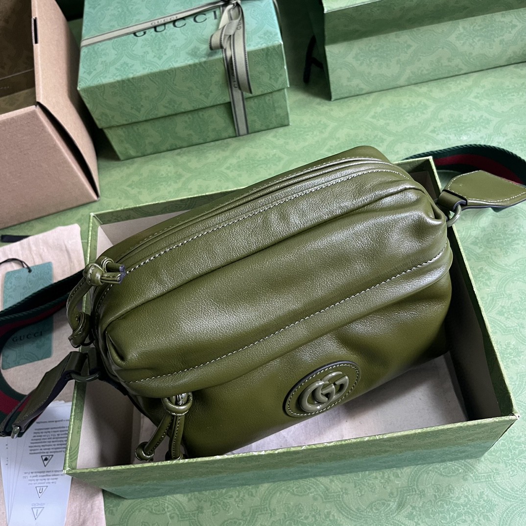 G*u*i shoulder bag with tonal double g