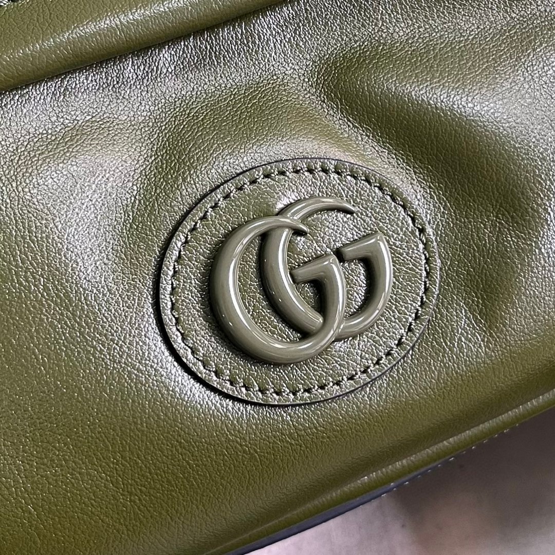 G*u*i shoulder bag with tonal double g