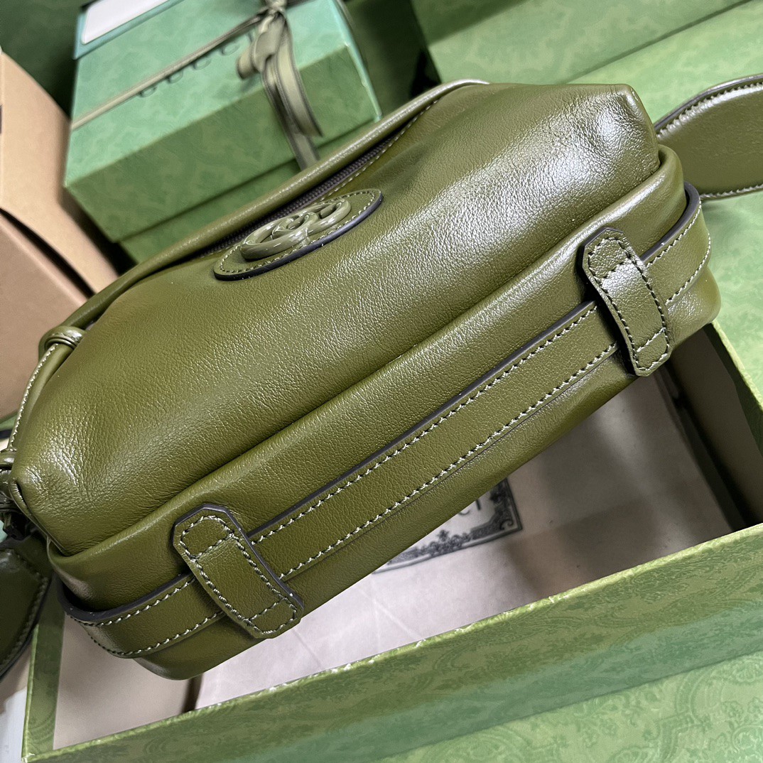 G*u*i shoulder bag with tonal double g