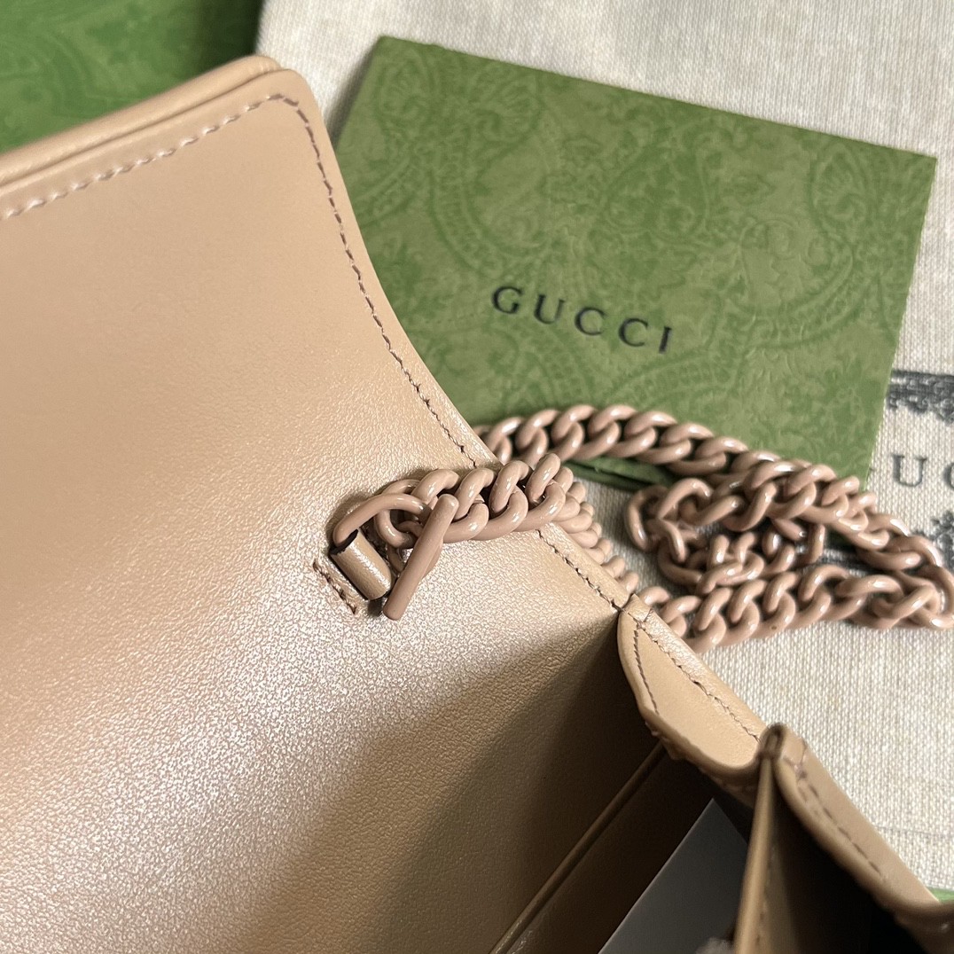 G*u*i gg marmont mini bag