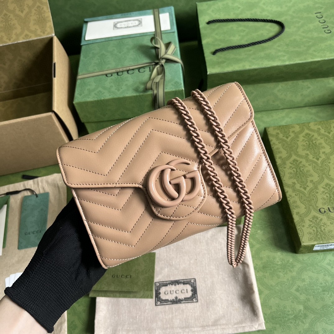 G*u*i gg marmont mini bag