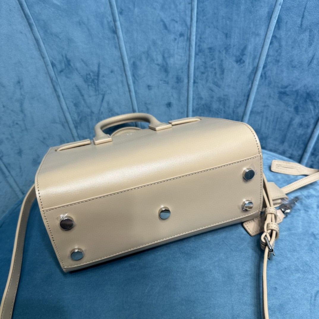 YSL SAC DE JOUR NANO BAG