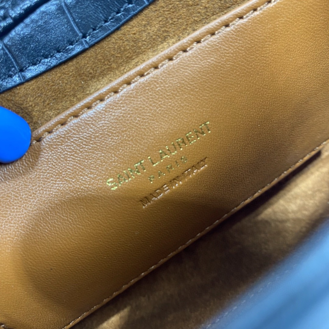 YSL LE5À7 MINI IN SMOOTH LEATHER