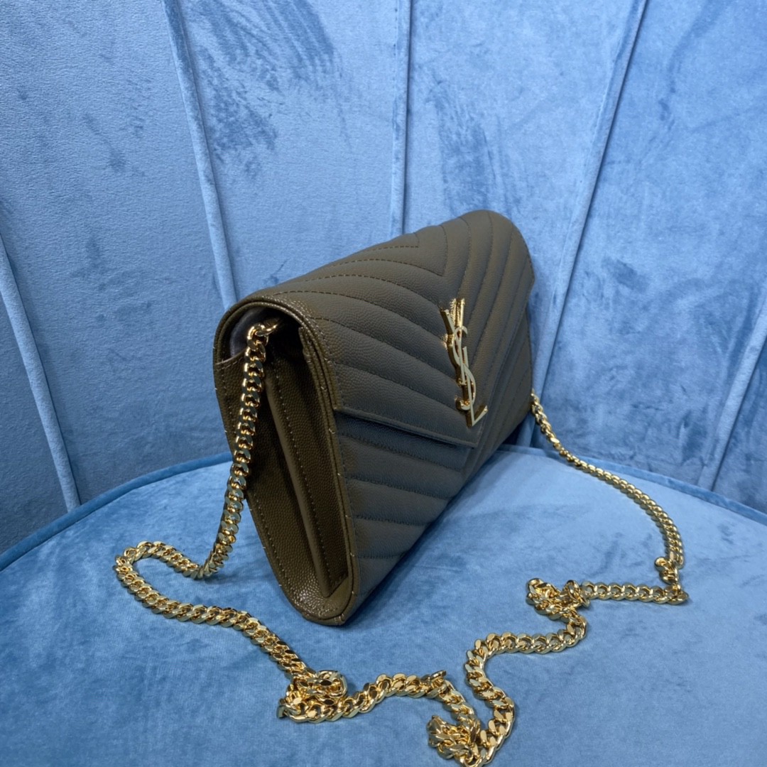 YSL CASSANDRE MATELASSÉ CHAIN WALLET