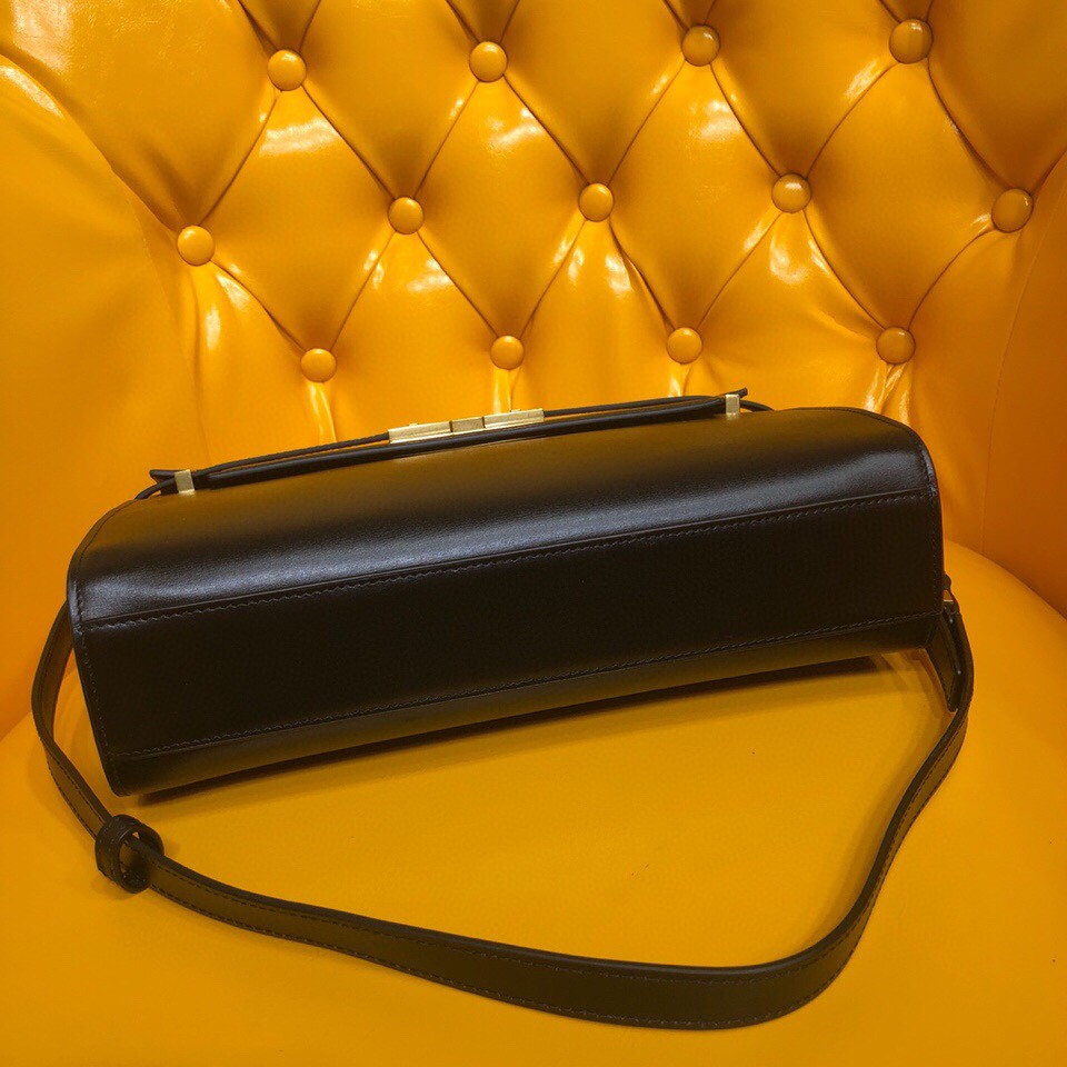 YSL Manhattan