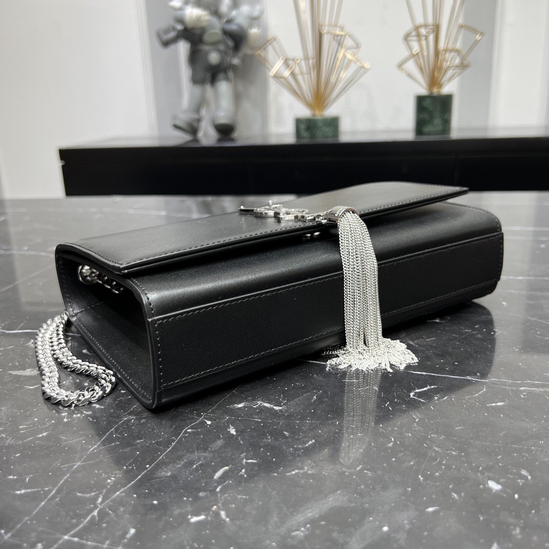 YSL KATE MEDIUM CHAIN BAG WITH TASSEL