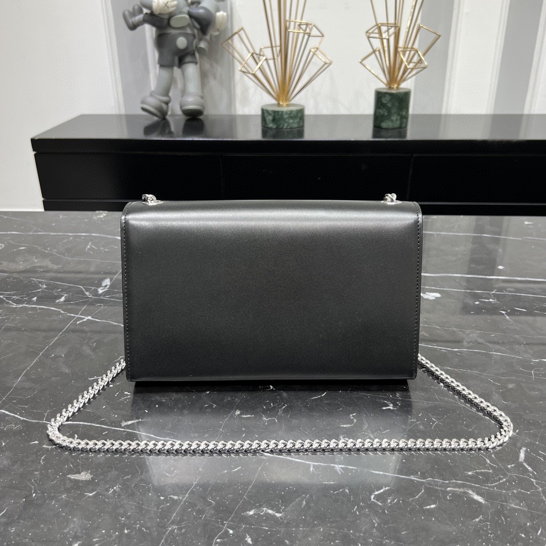 YSL KATE MEDIUM CHAIN BAG WITH TASSEL