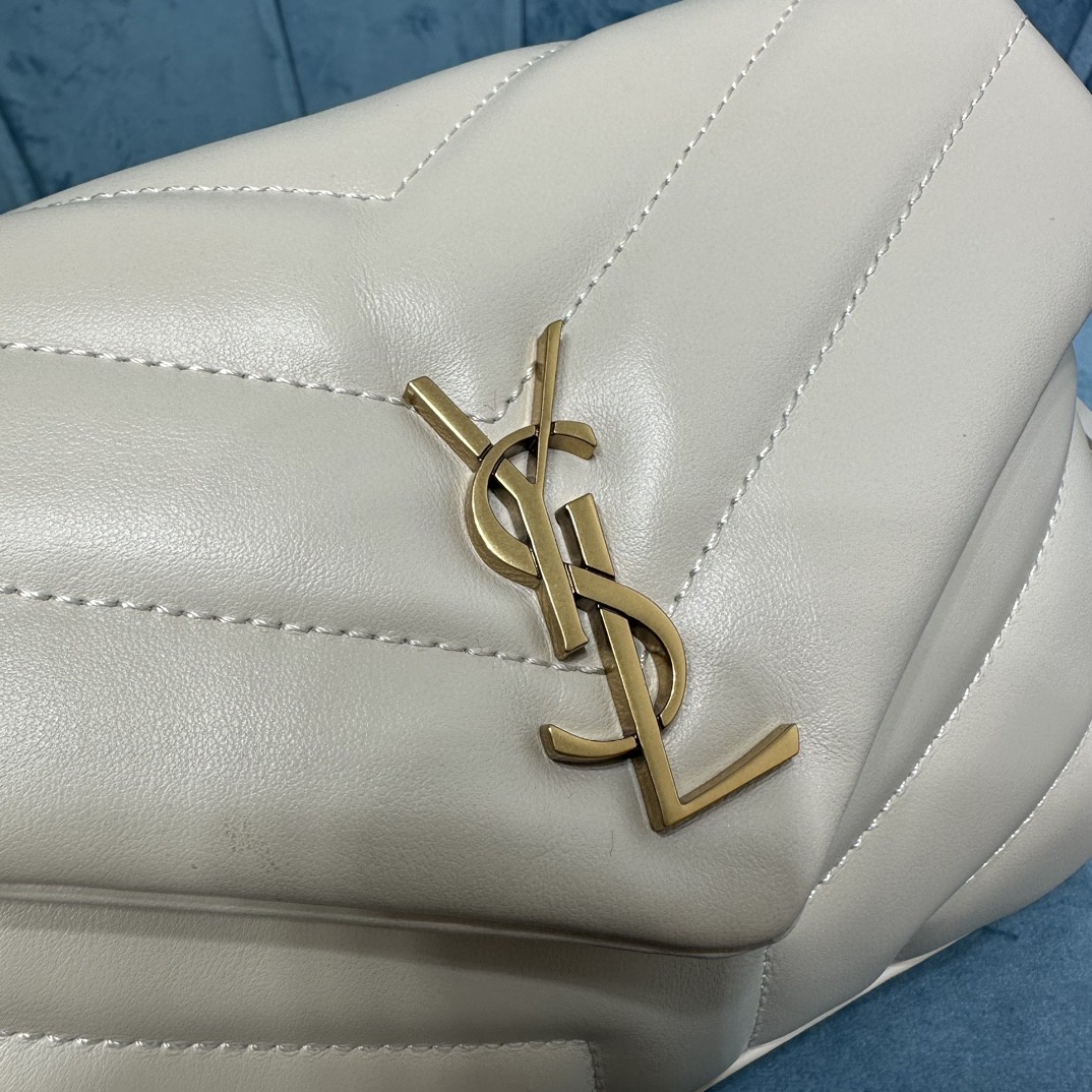 YSL LOULOU TOY