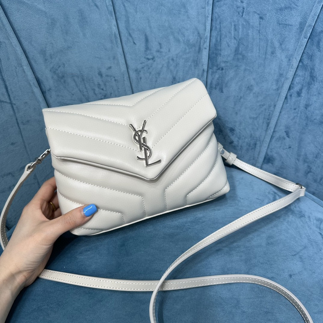 YSL LOULOU TOY
